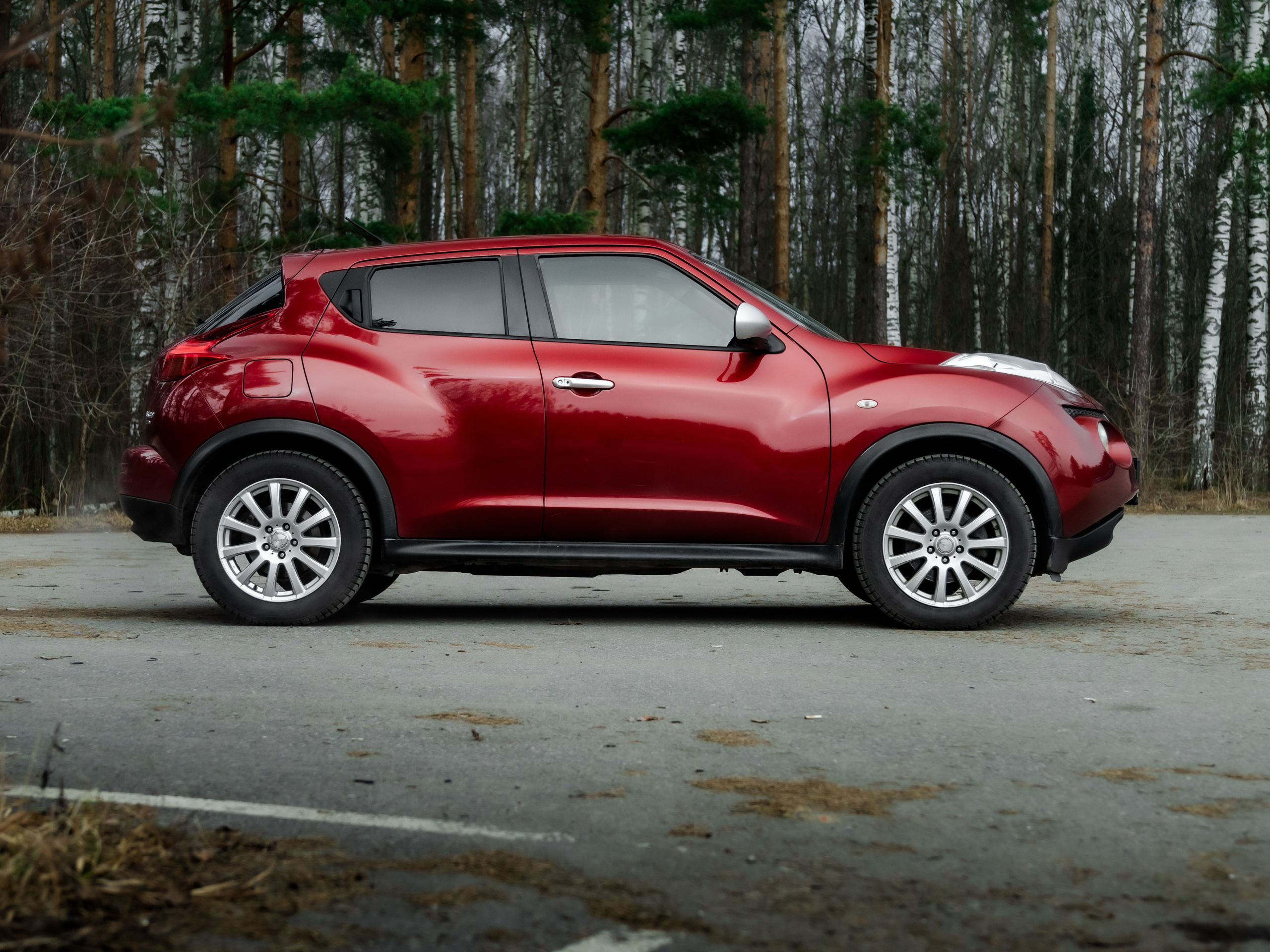 NISSAN JUKE JAPAN. Opasnophoto
