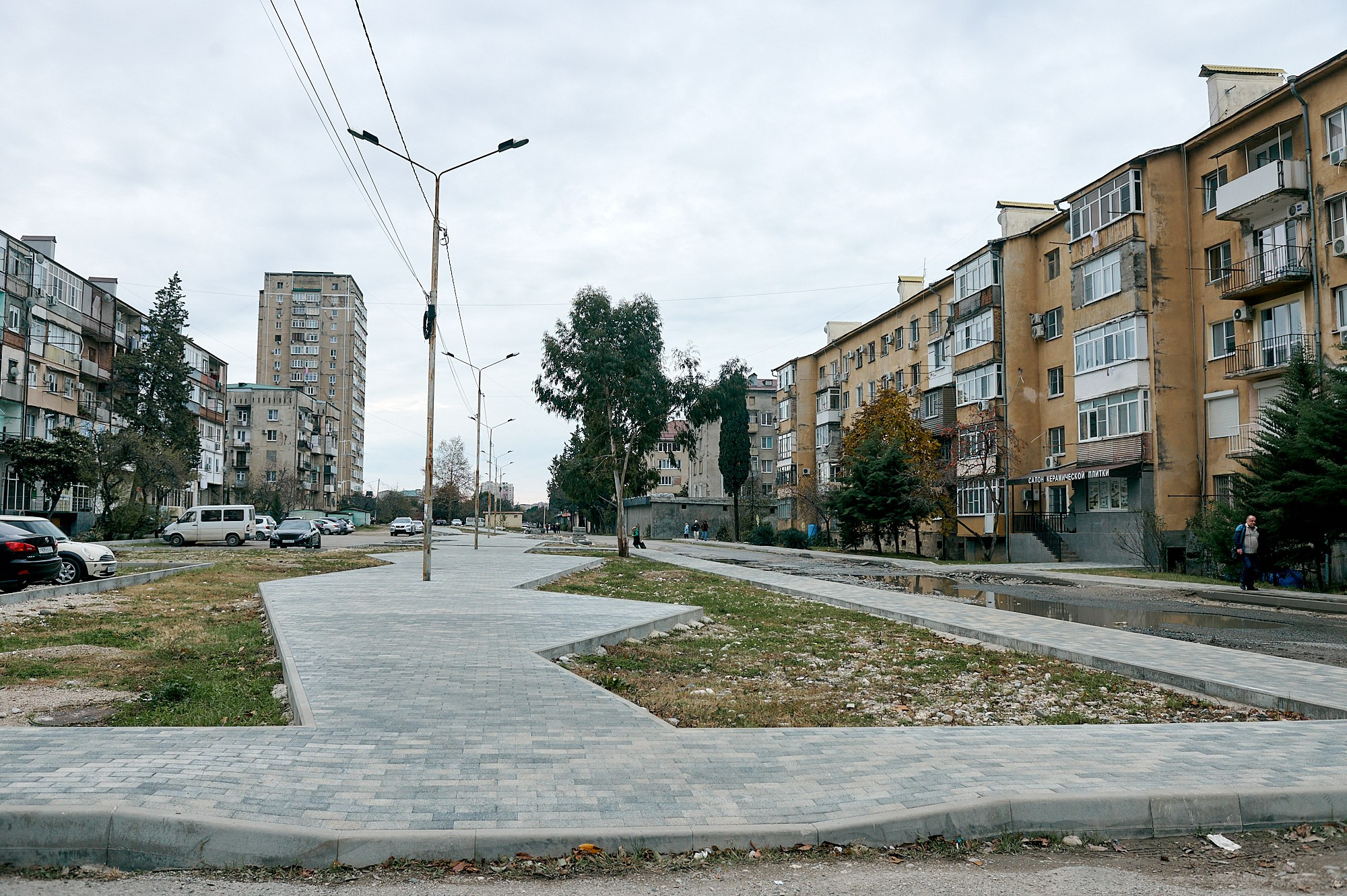 Гагра, Абхазия. Декабрь 2024. Фотографии отовсюду и обо всем