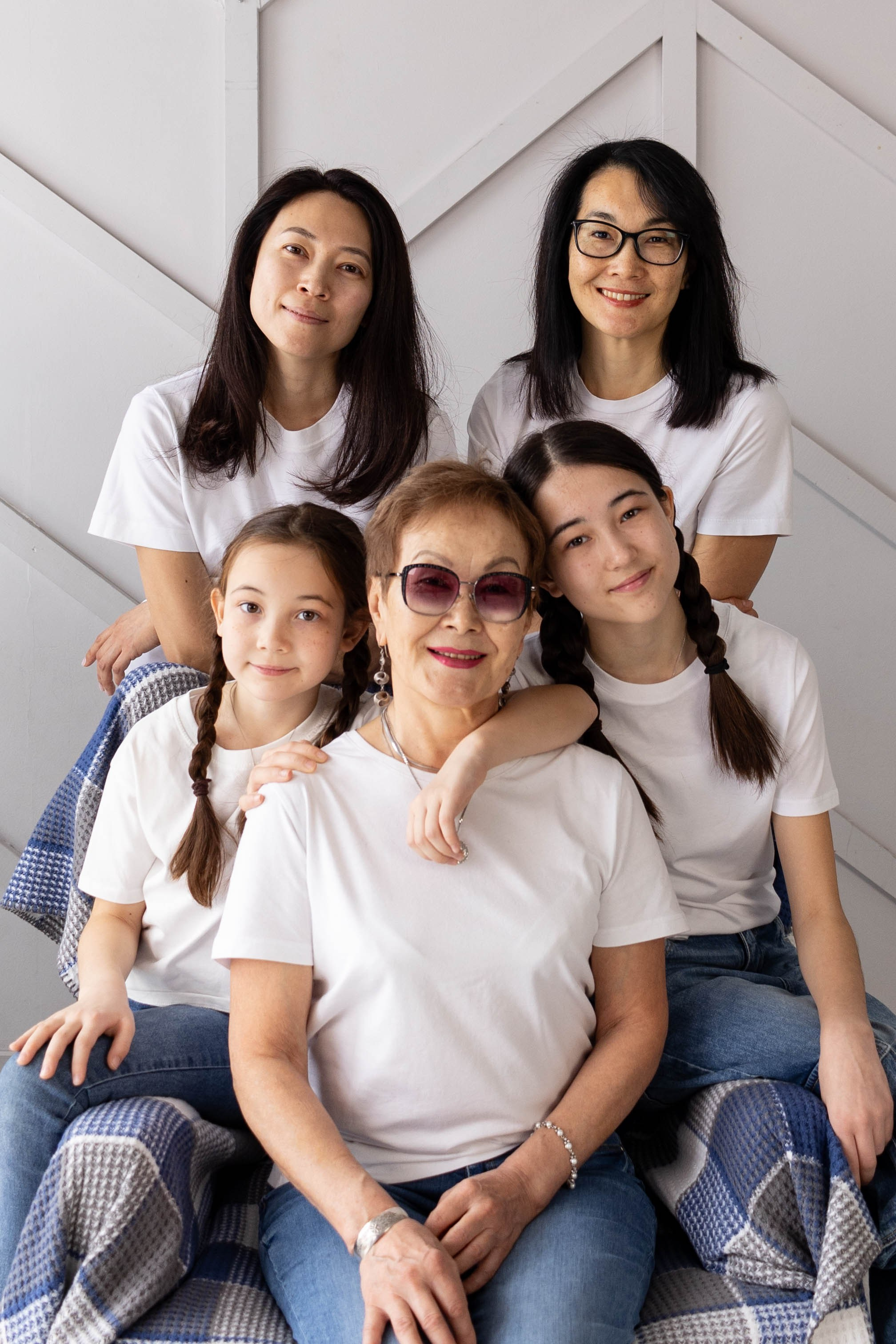 Студийная фотосессия. Фотограф в Астане, индивидуальная, семейная, домашняя фотосессия