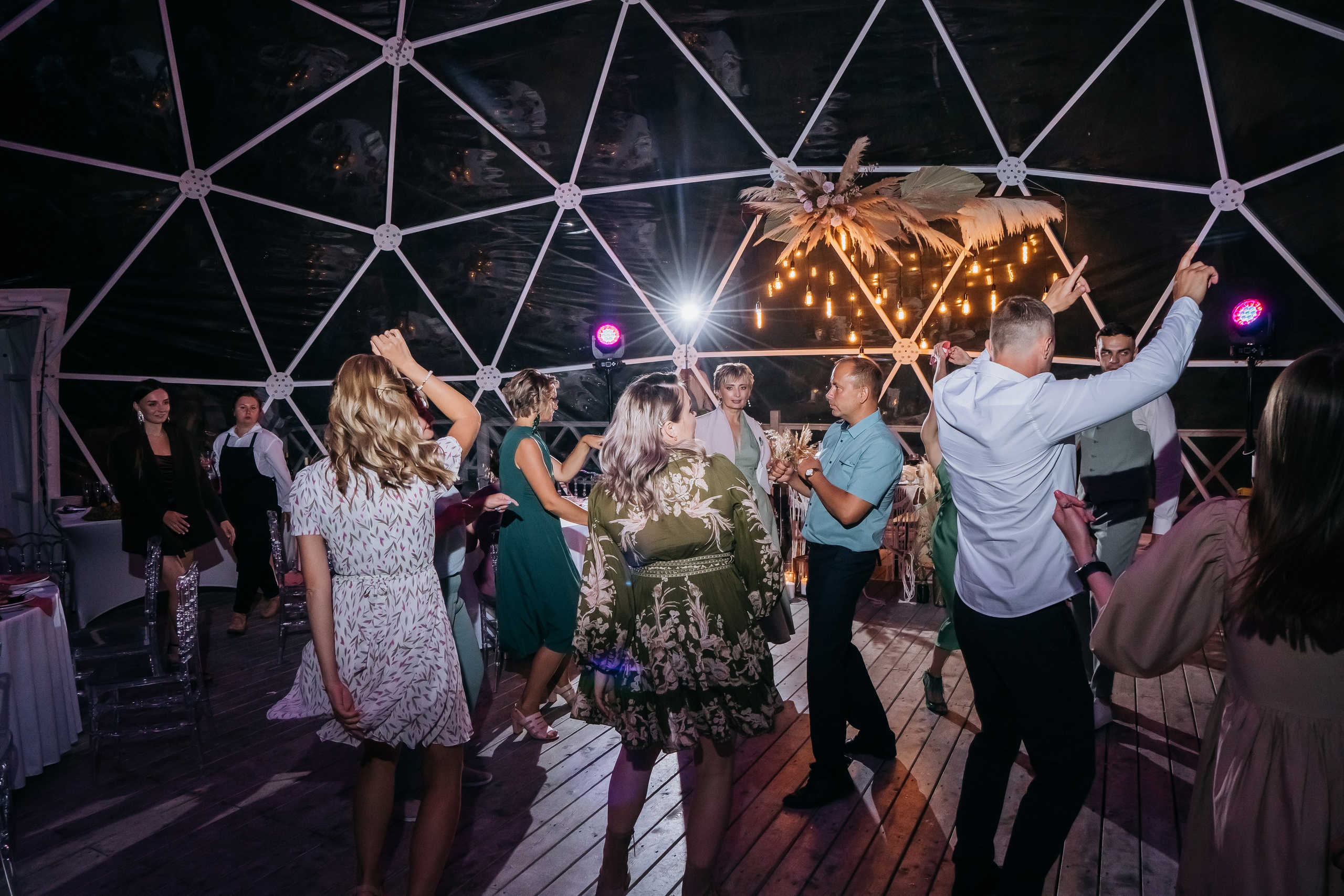 Денис и Анна. Свадебный фотограф в Новосибирска