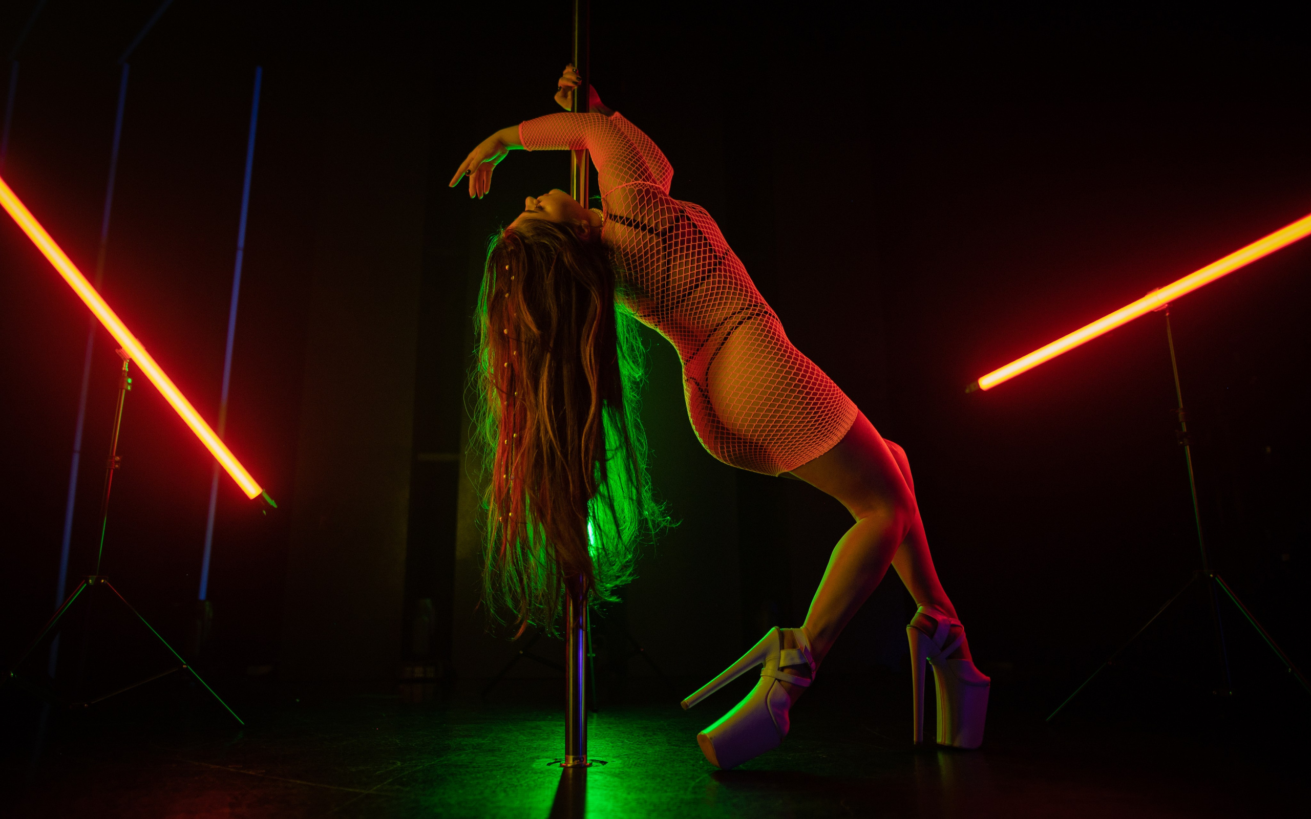 Pole dance. Oborin Sergey — портретный и свадебный фотограф