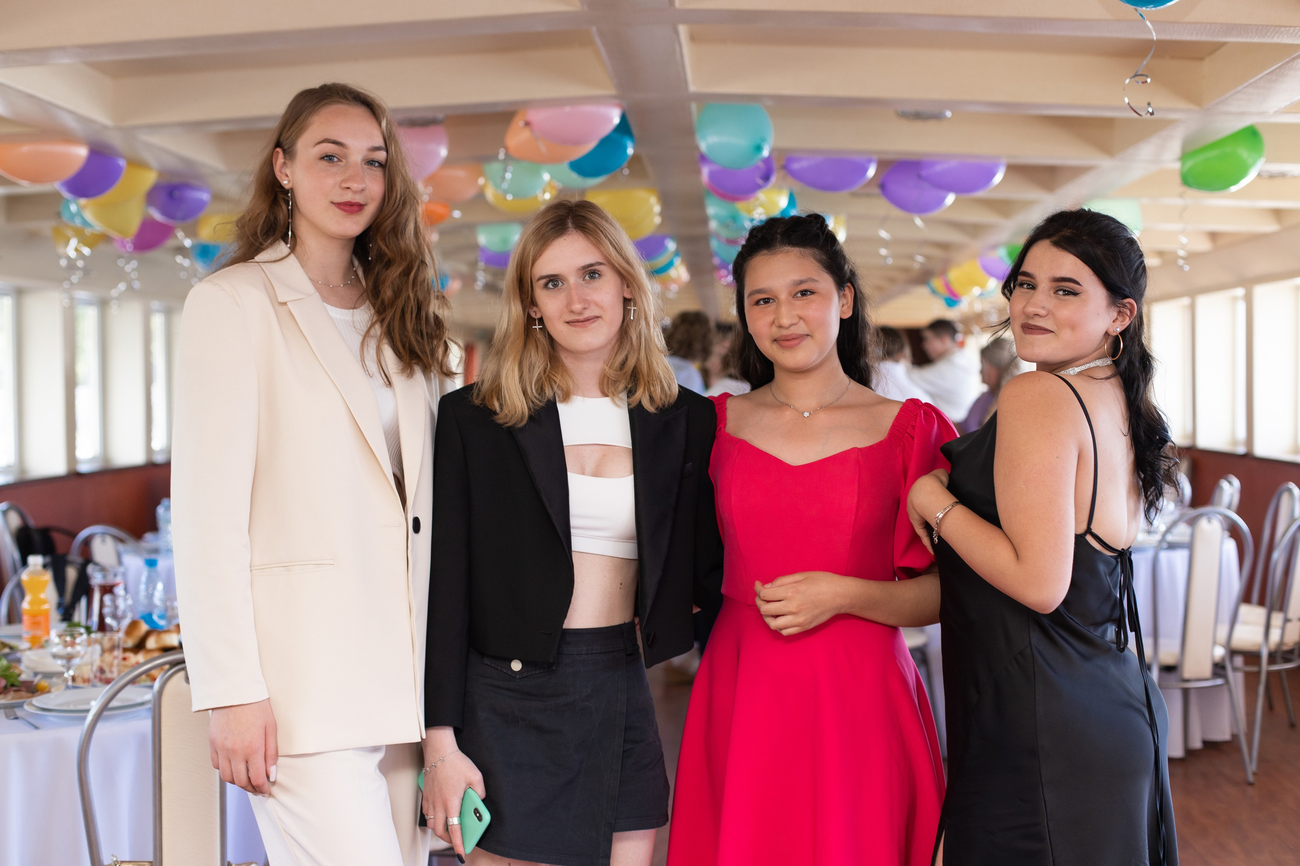 Выпускной на теплоходе Ривьера. Фотограф в Москве Десятова Ксения