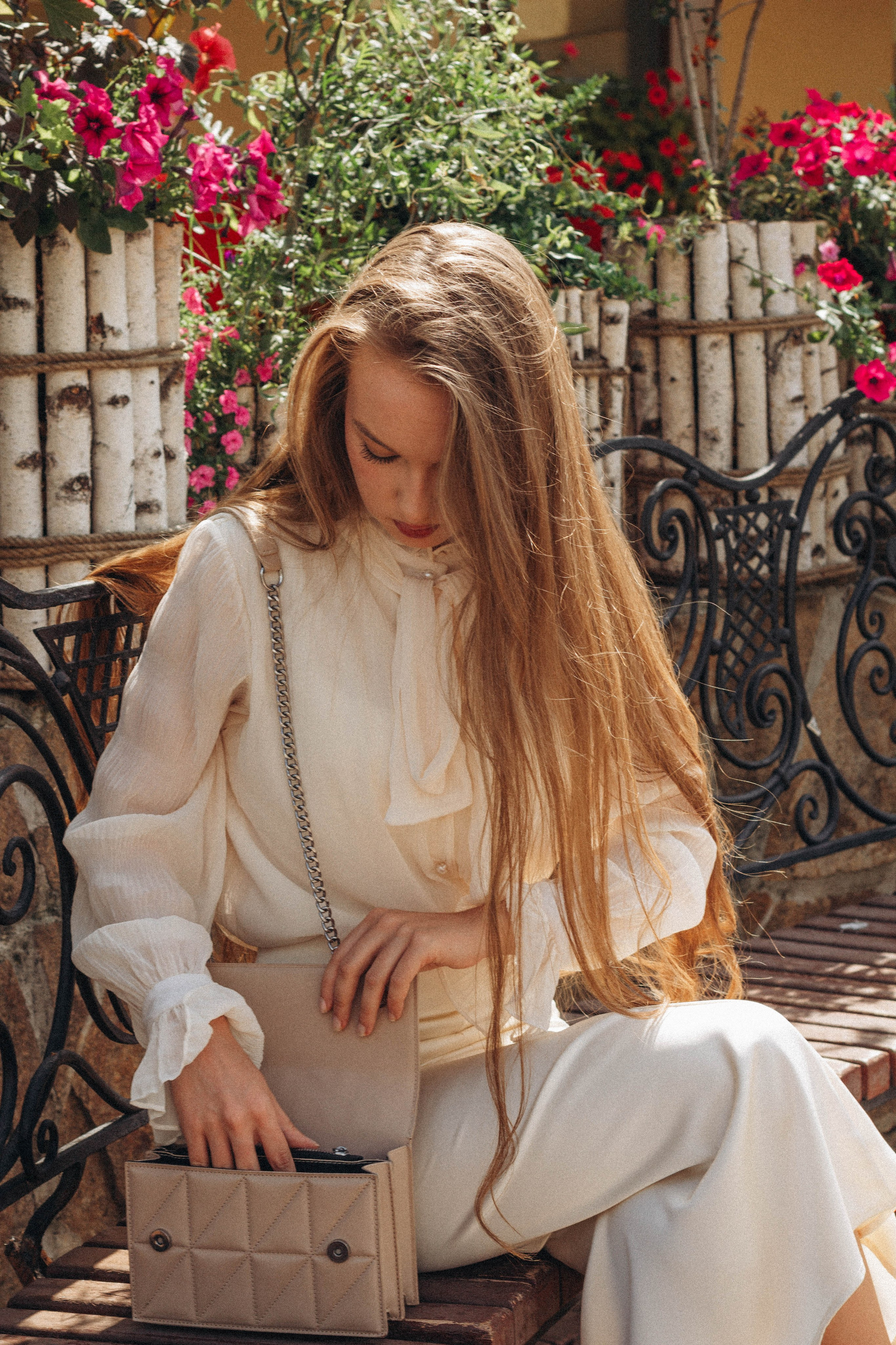 Sofiya. Я — Алёна и я фотографирую красиво (е)