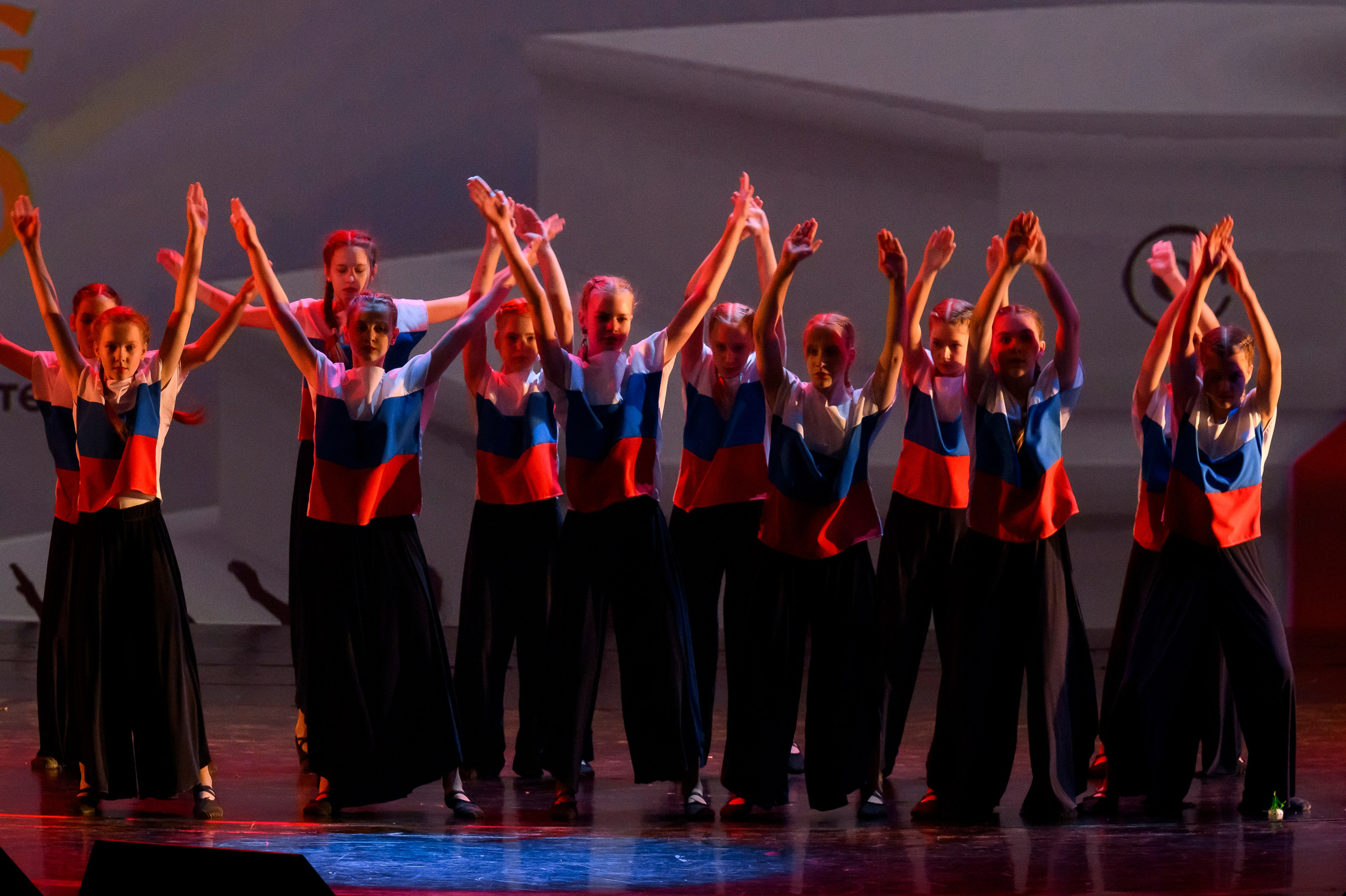 23 апреля, часть 2, БКЗ Октябрьский, г. Санкт-Петербург. Золотое яблочко