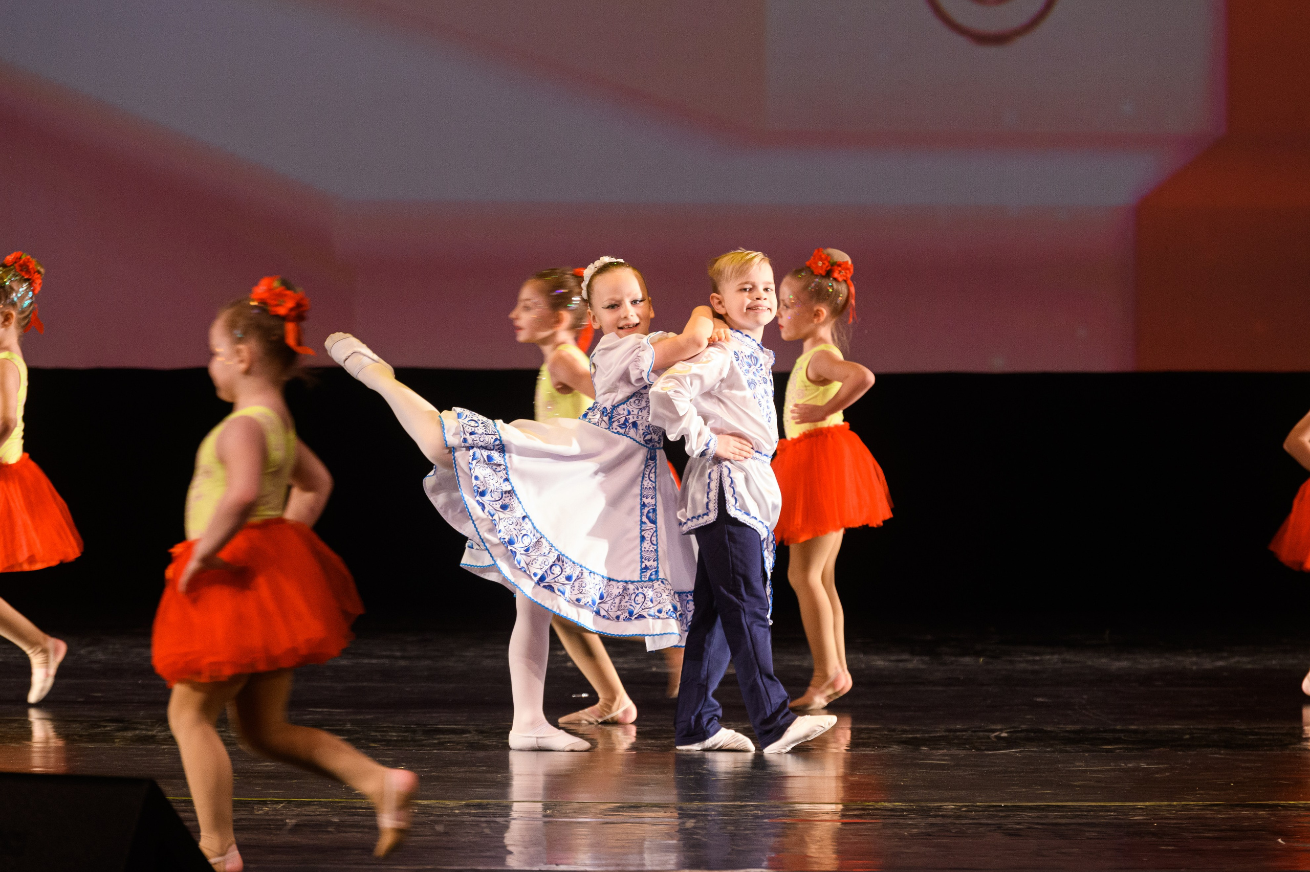 23 апреля, часть 1, БКЗ Октябрьский, г. Санкт-Петербург. Золотое яблочко