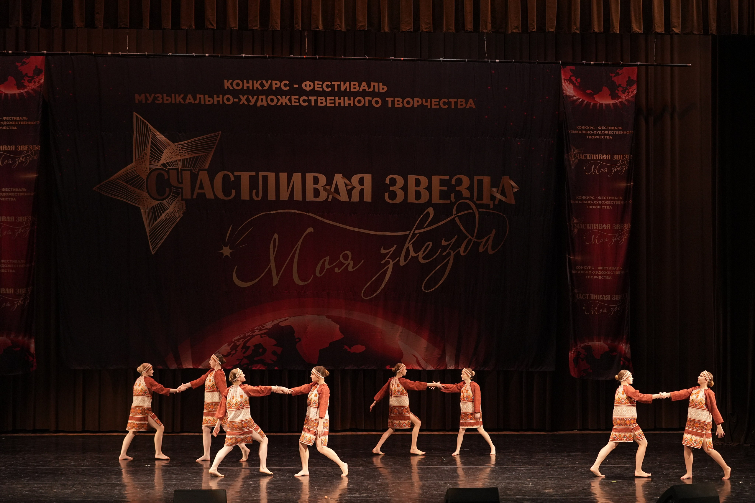 7 декабря, блок 3, г. Москва. Золотое яблочко