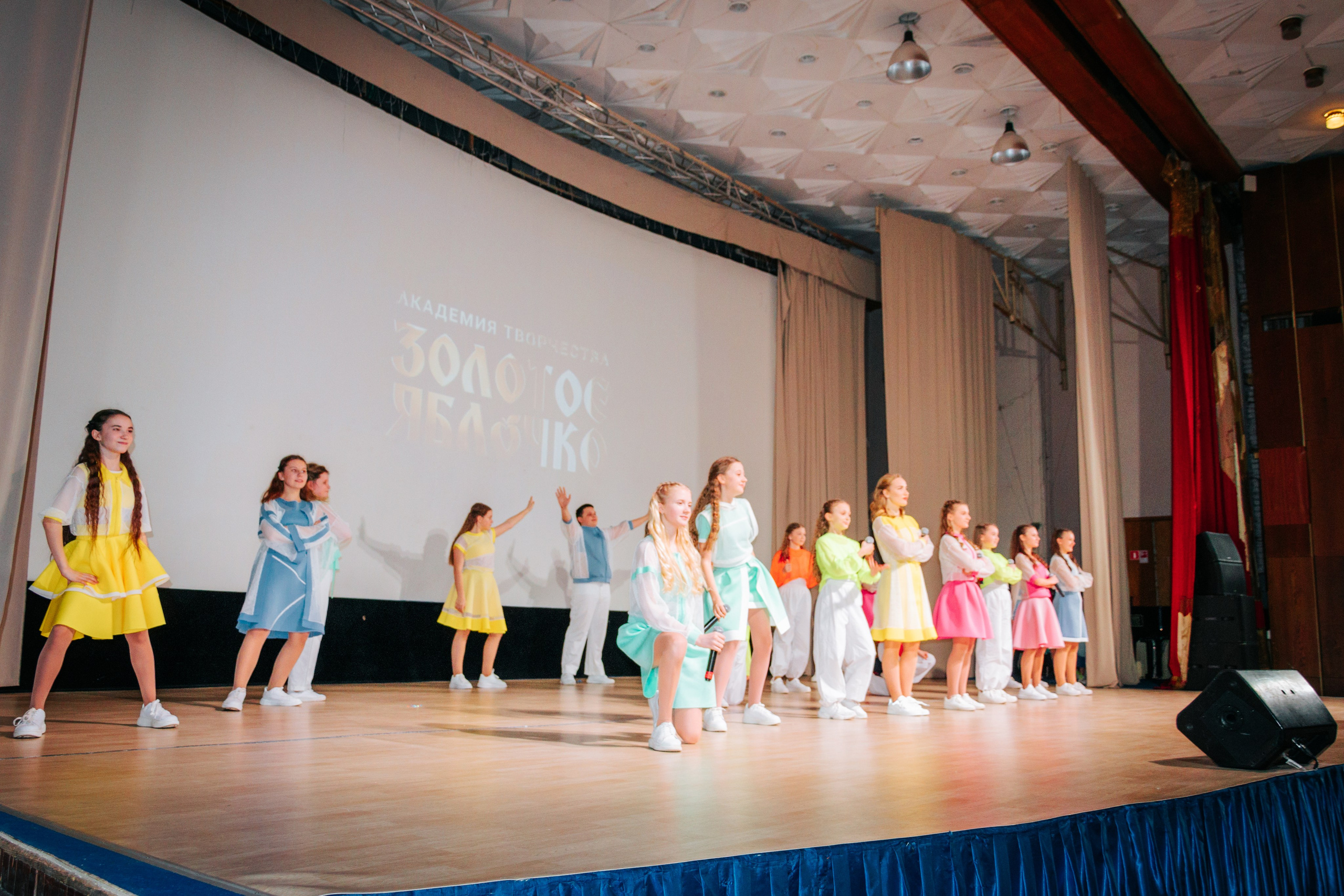 16 марта, г. Суздаль. Золотое яблочко