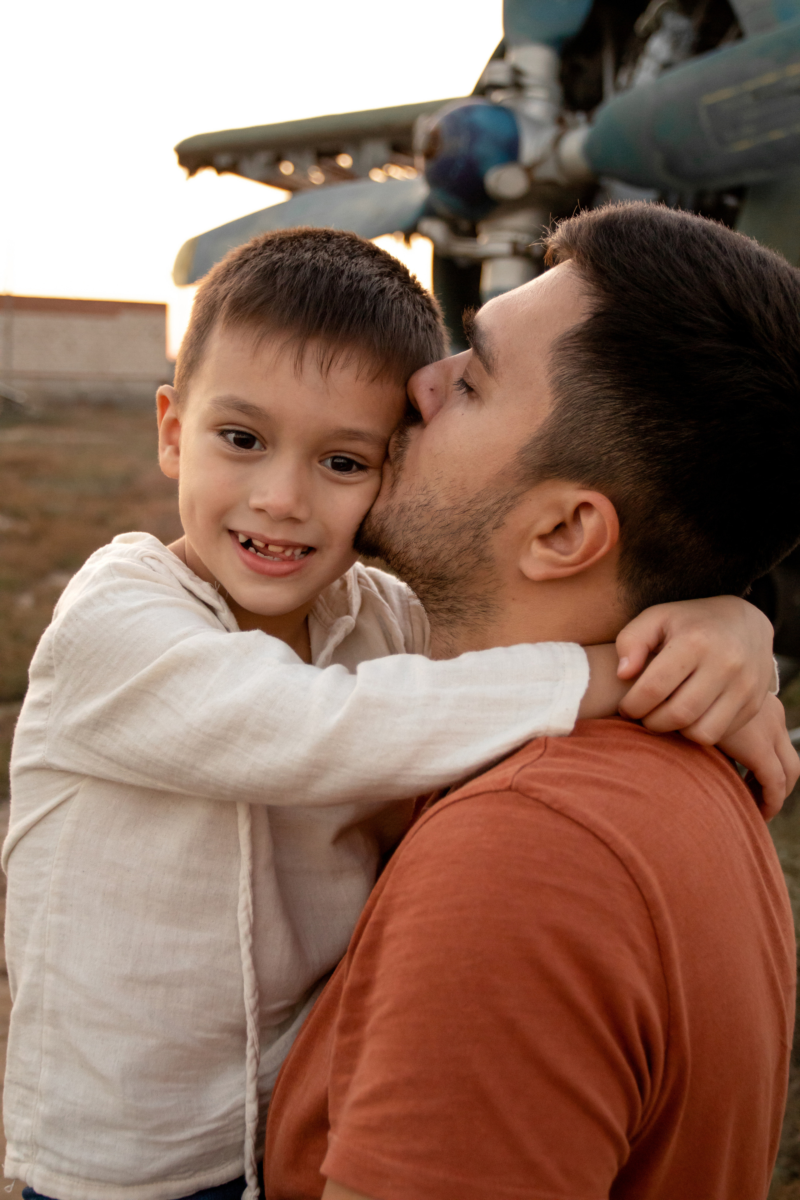 Папа и сын. Главная