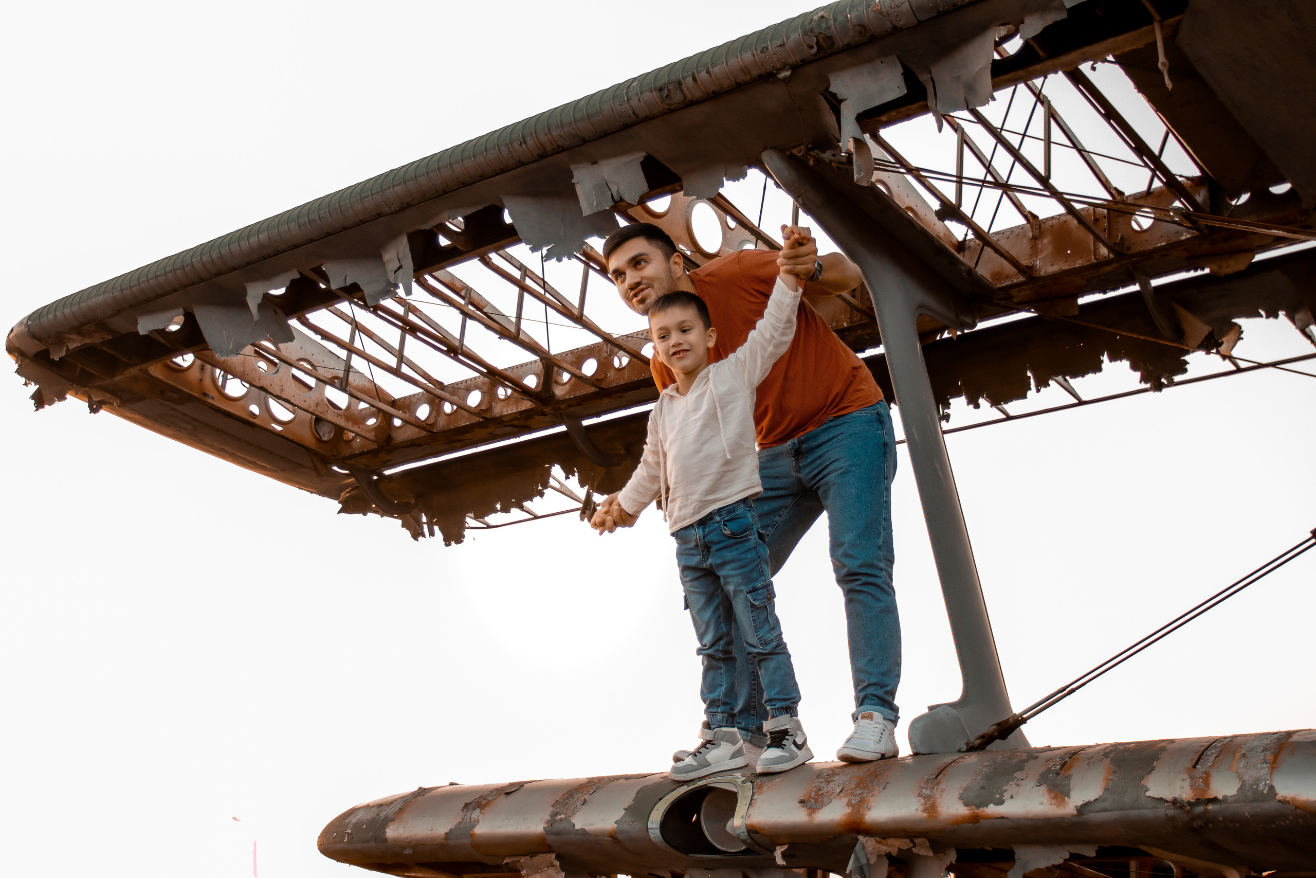 Папа и сын. Главная