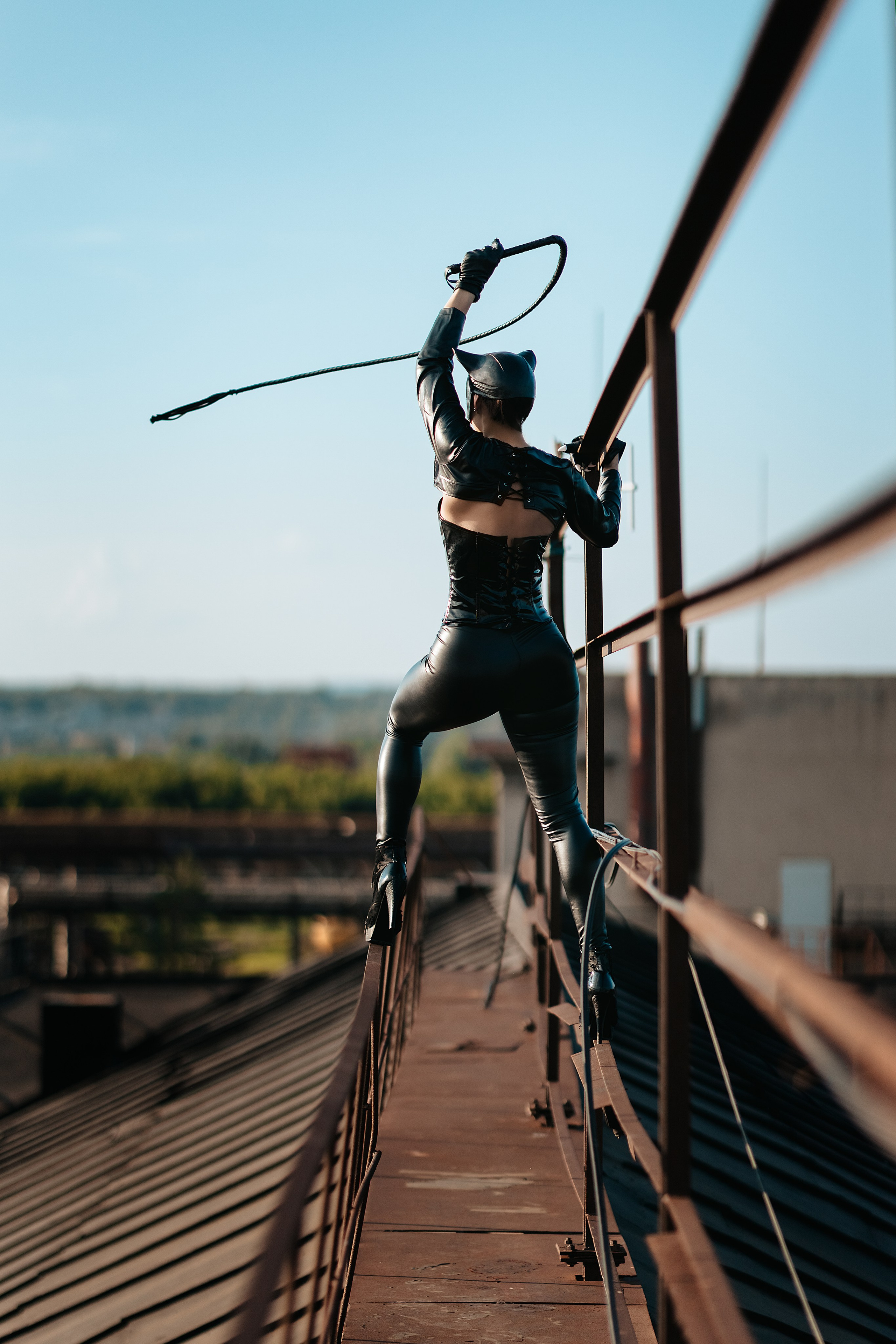 Женщина-кошка