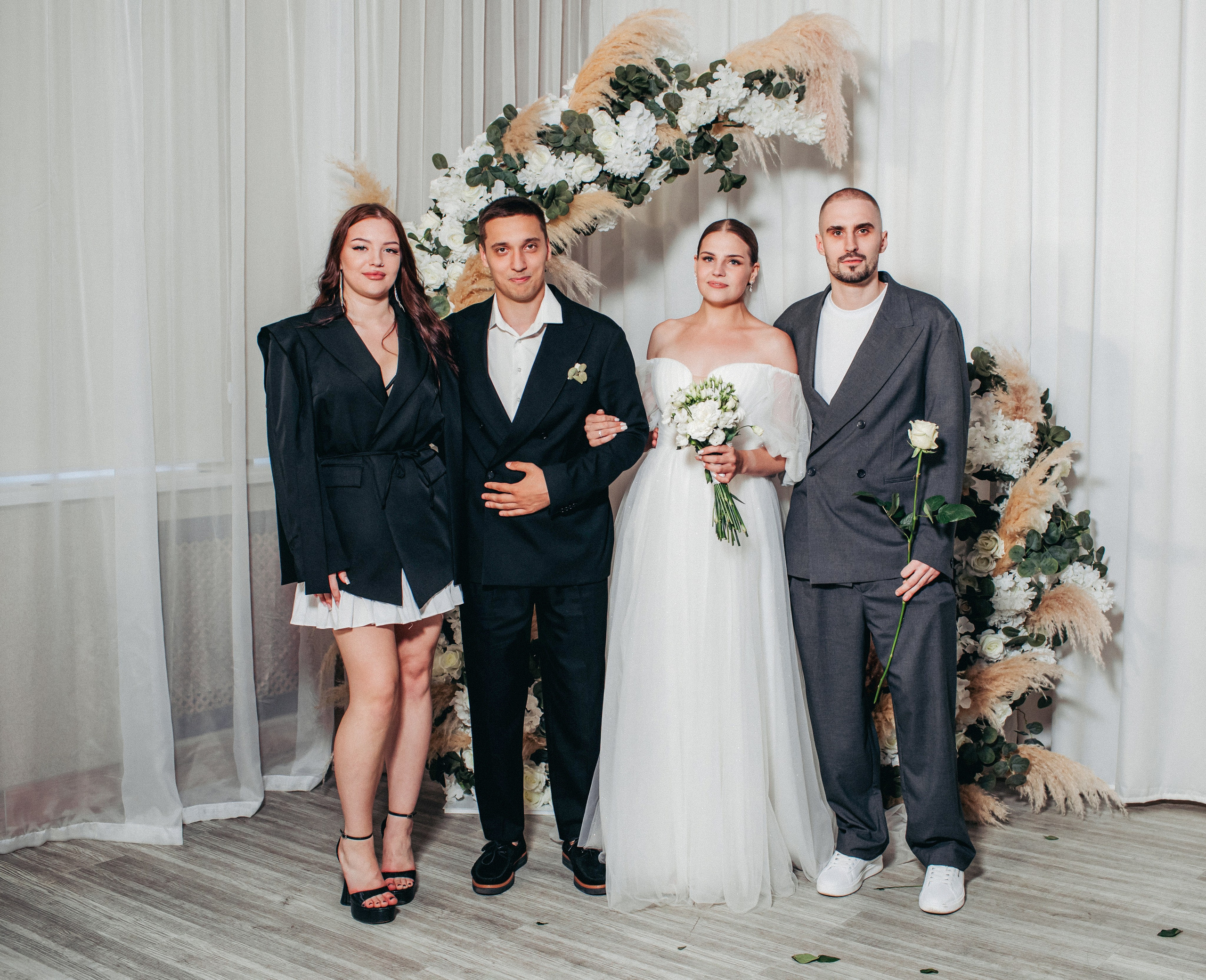 Vlad & Nadya (Saint-Petersburg, Russia). Destination wedding photographer Peter Letu