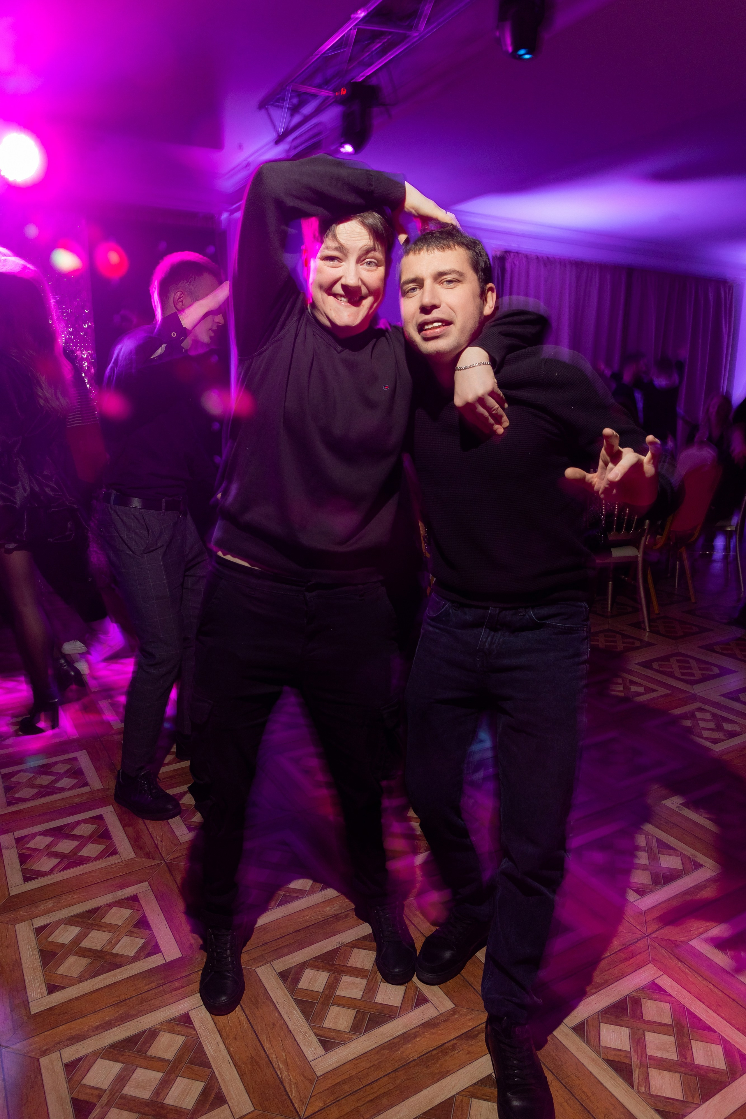 Корпоративная фотосъемка для кафе GARAGE | Новый год 2025 | Минск. Свадебный фотограф в Минске/Беларуси Сергей Спиридонов