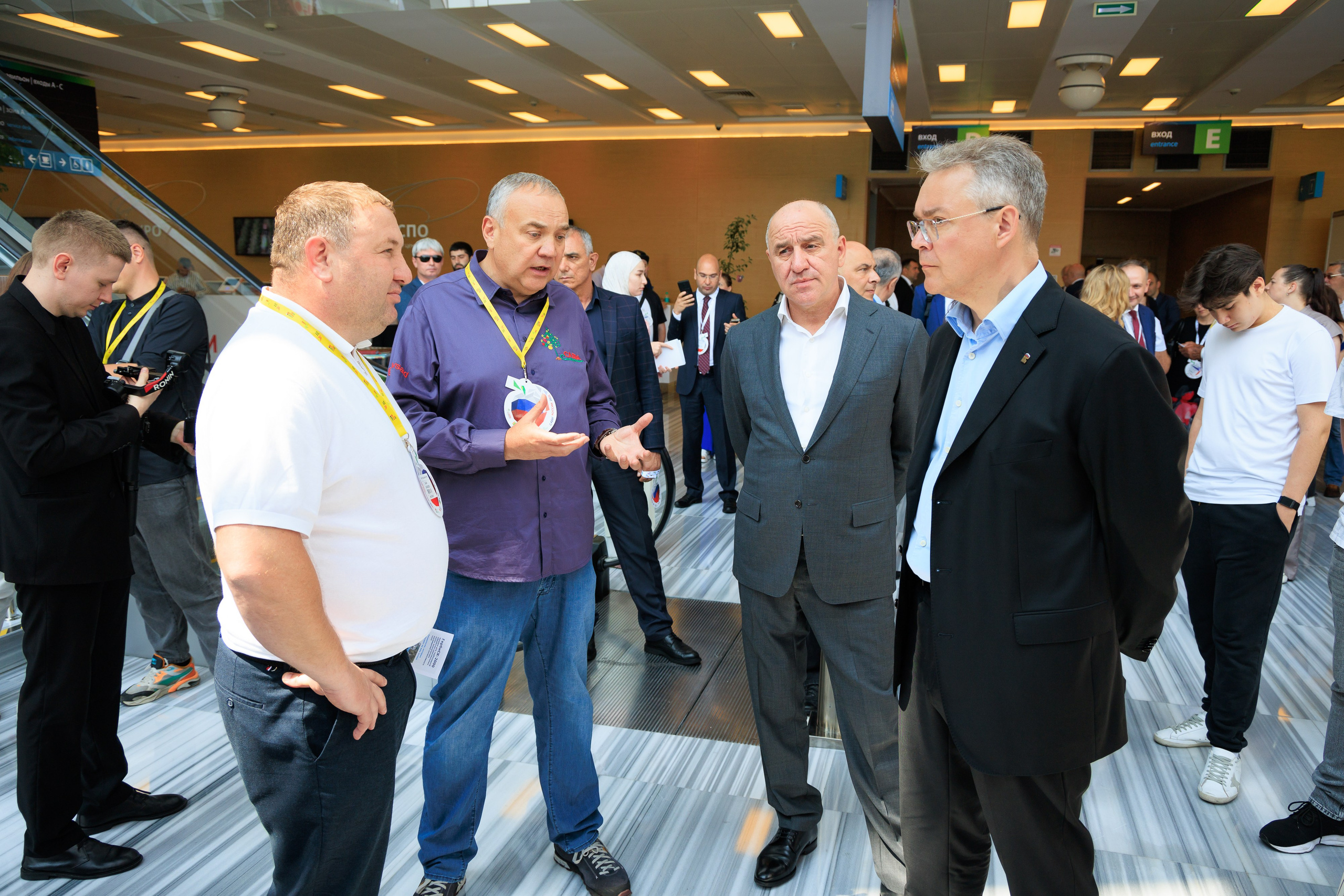 Репортажный фотограф. Репортажная фотосъёмка Минеральные Воды, Пятигорск, Кисловодск, Ставрополь. Репортажный и свадебный фотограф Пятигорск и КМВ