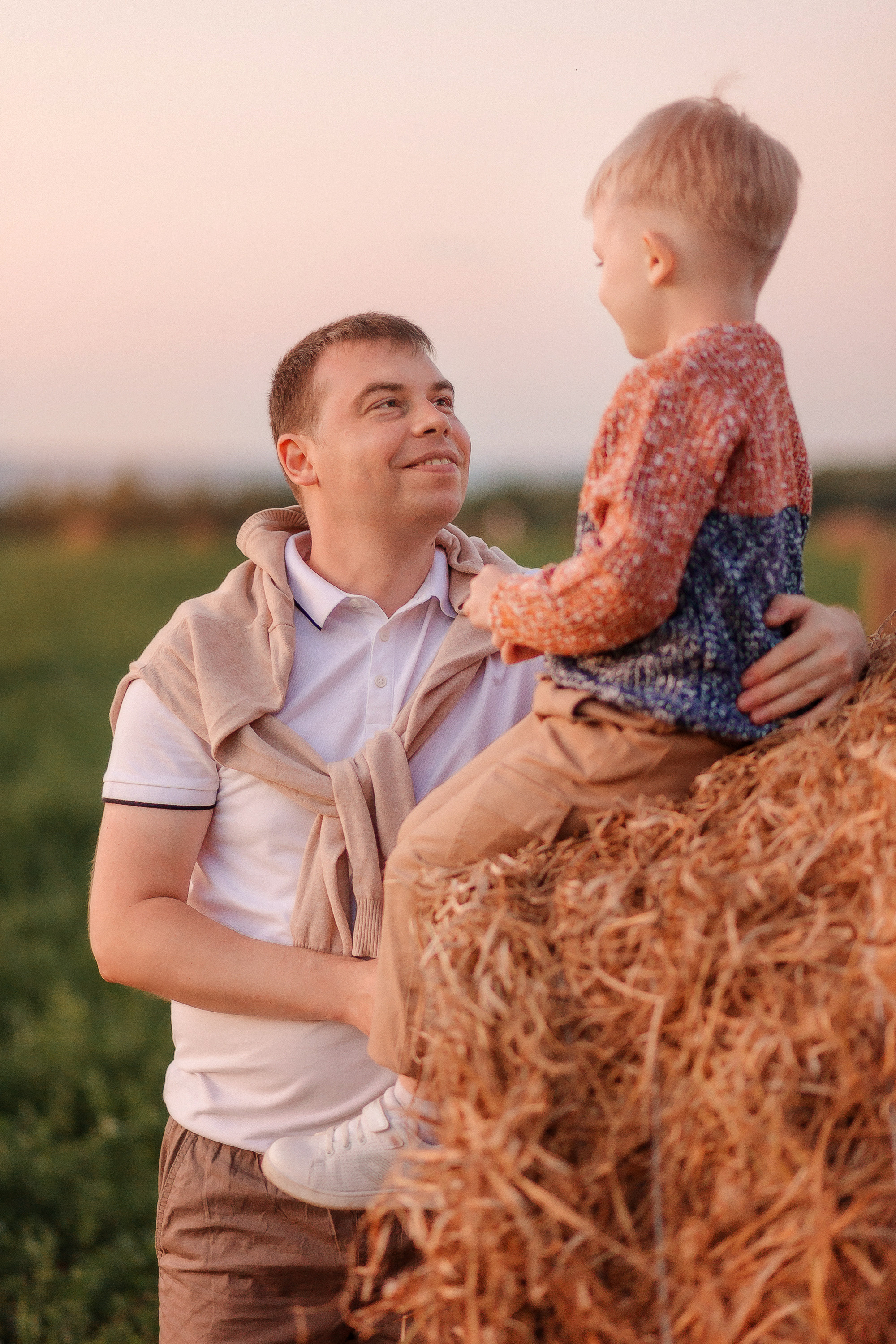 Семейная фотосессия на природе. Фотограф в Чебоксарах Ситулина Наталья
