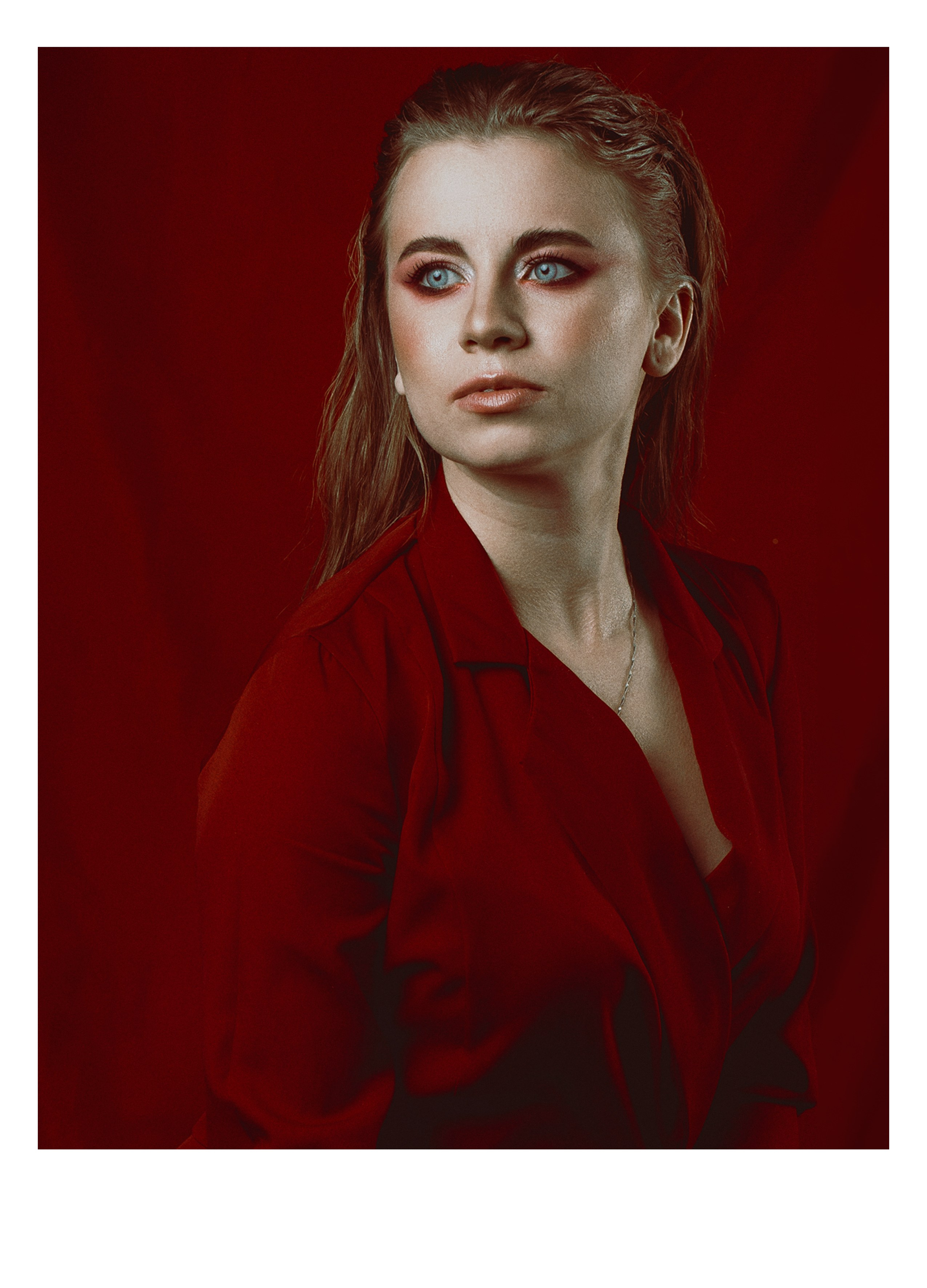 Фотосессия в красном для Дарьи