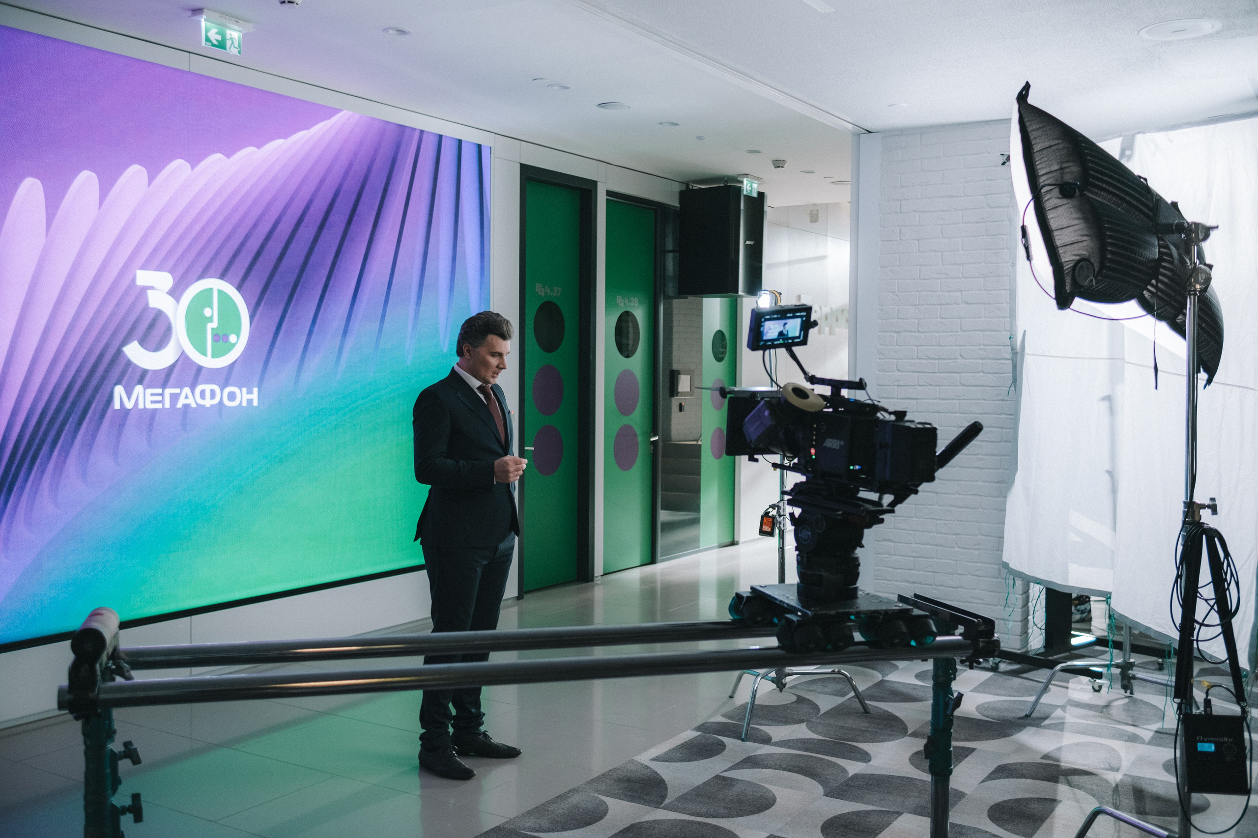 Мегафон. Репортажный и портретный фотограф в Москве Илья Спиридонов