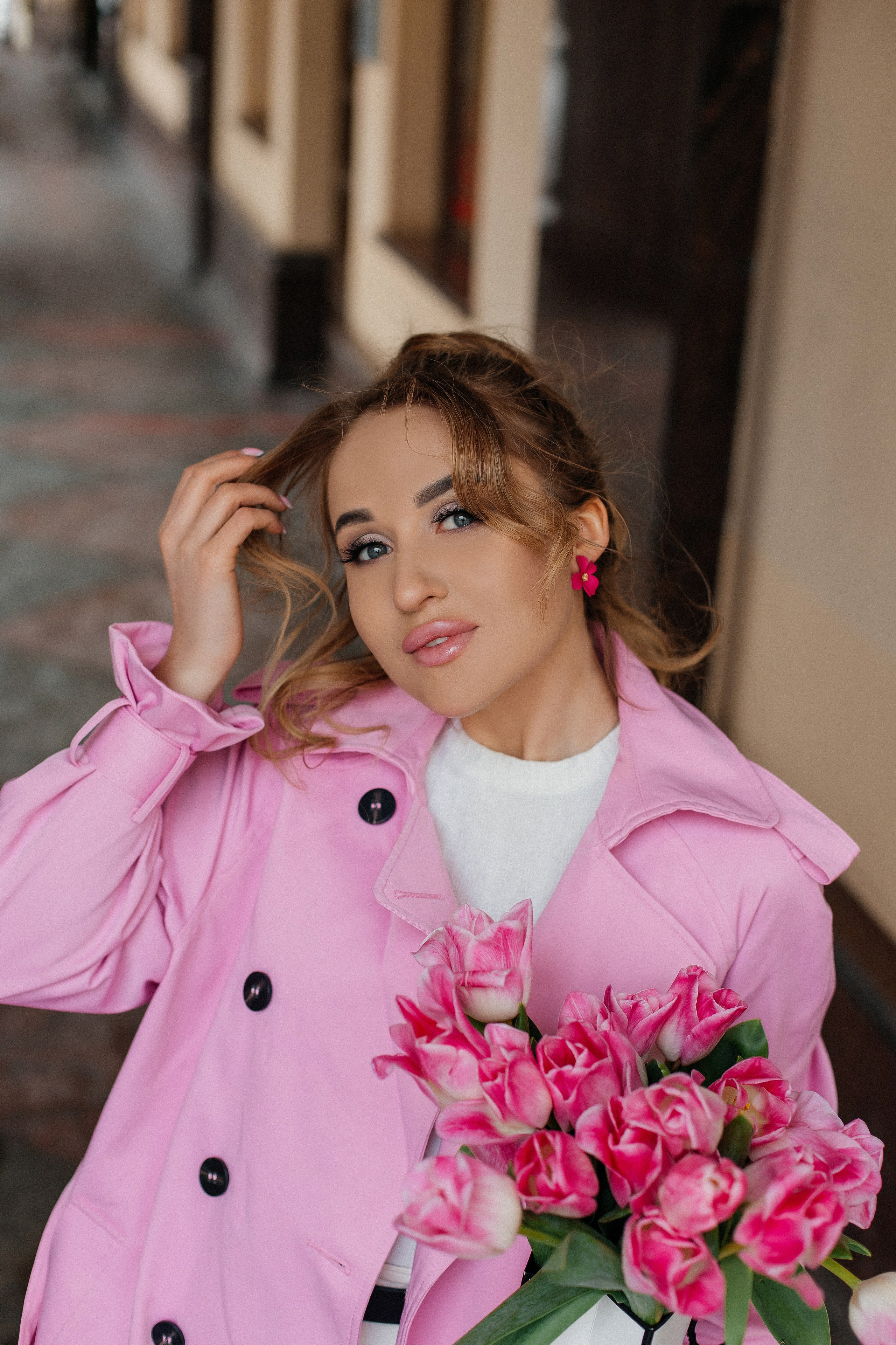 Индивидуальная фотосессия на улице 8 марта. Фотограф Александра Сыщенко