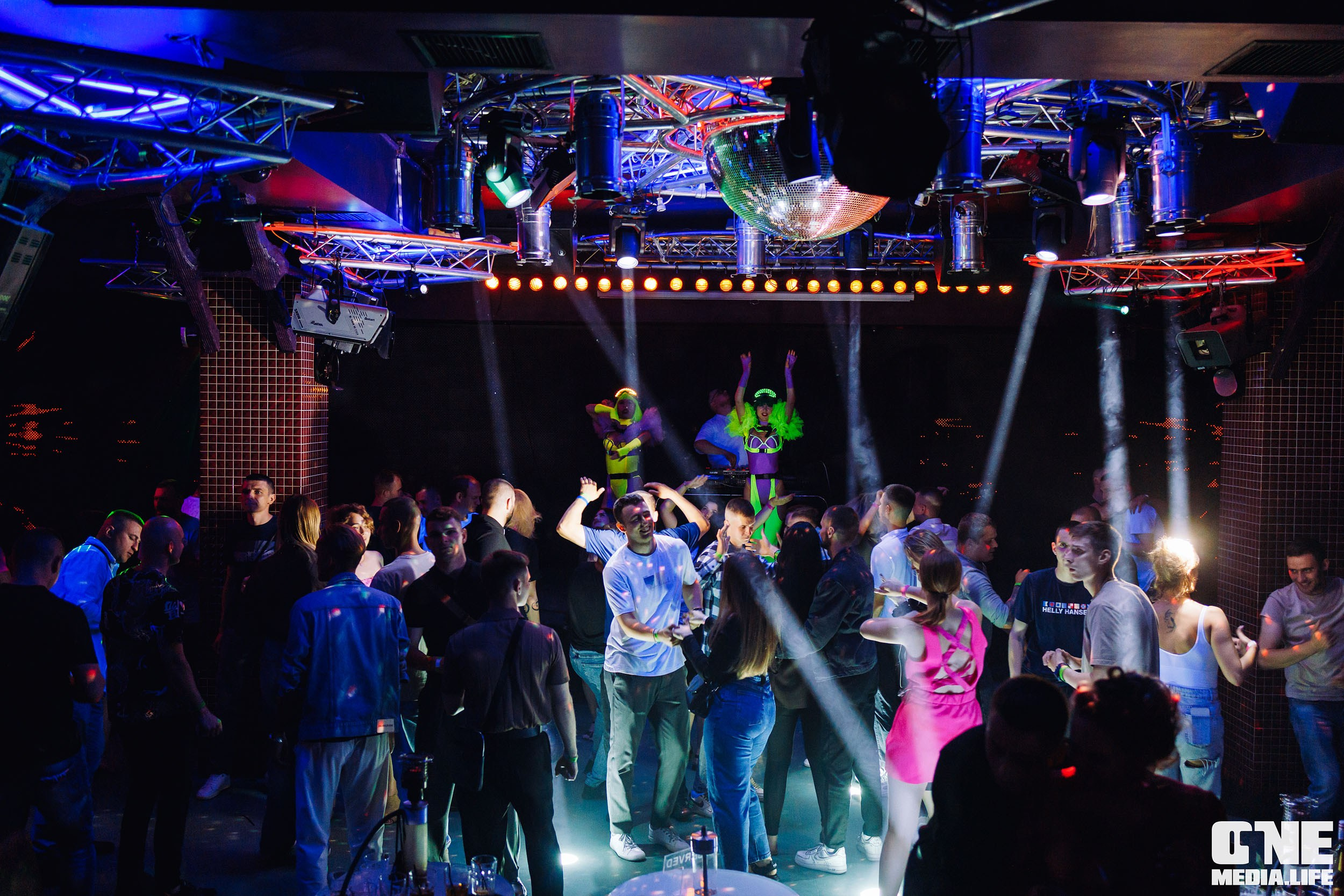 Фоторепортаж из РК Планета. One Media Life: фоторепортажи, фотоотчеты с мероприятий и заведений