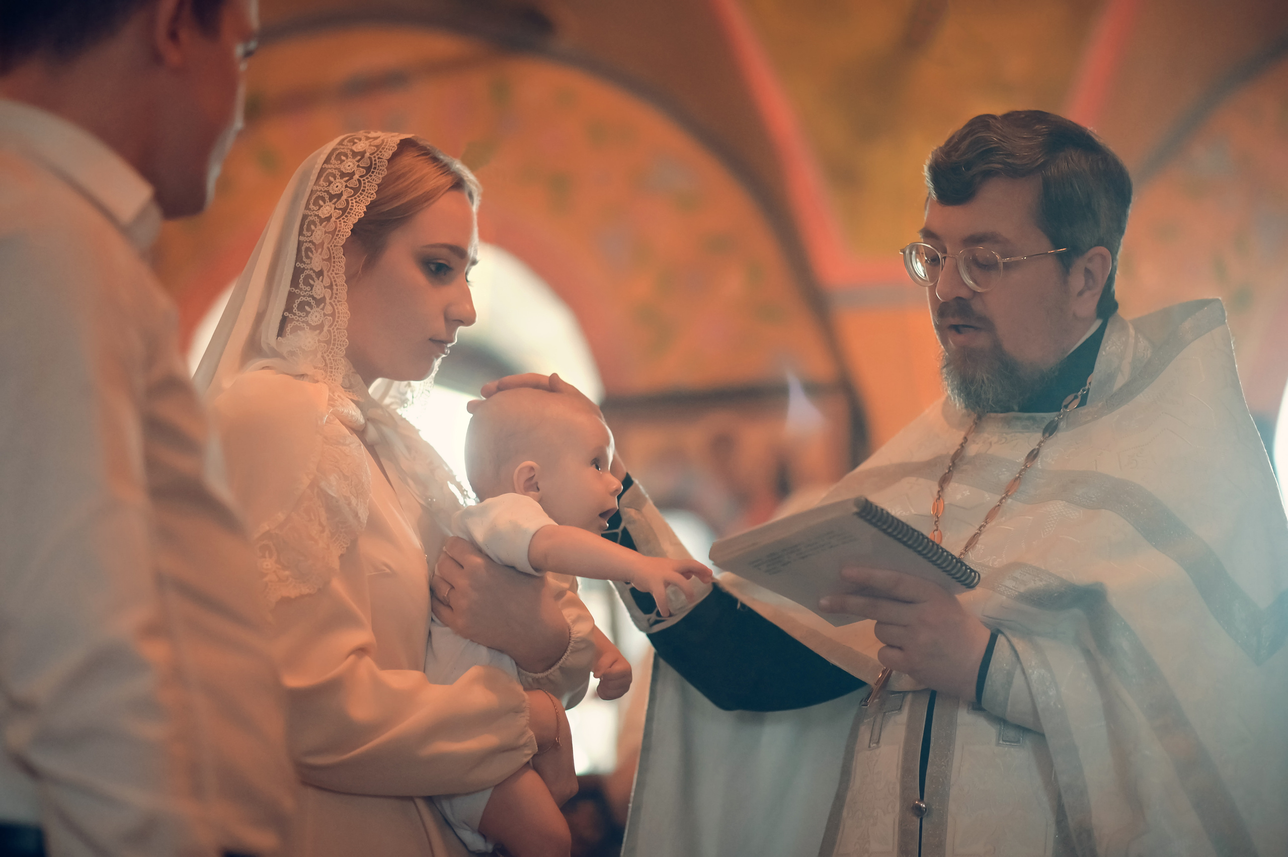 Таинство Крещения Спасо-Преображенский храм (Спаса на Яру). Семейный фотограф Олеся Батурина Рязань