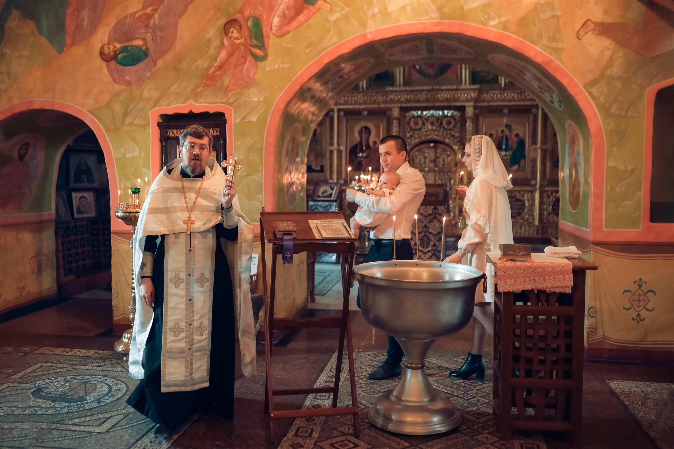 Таинство Крещения Спасо-Преображенский храм (Спаса на Яру). Семейный фотограф Олеся Батурина Рязань