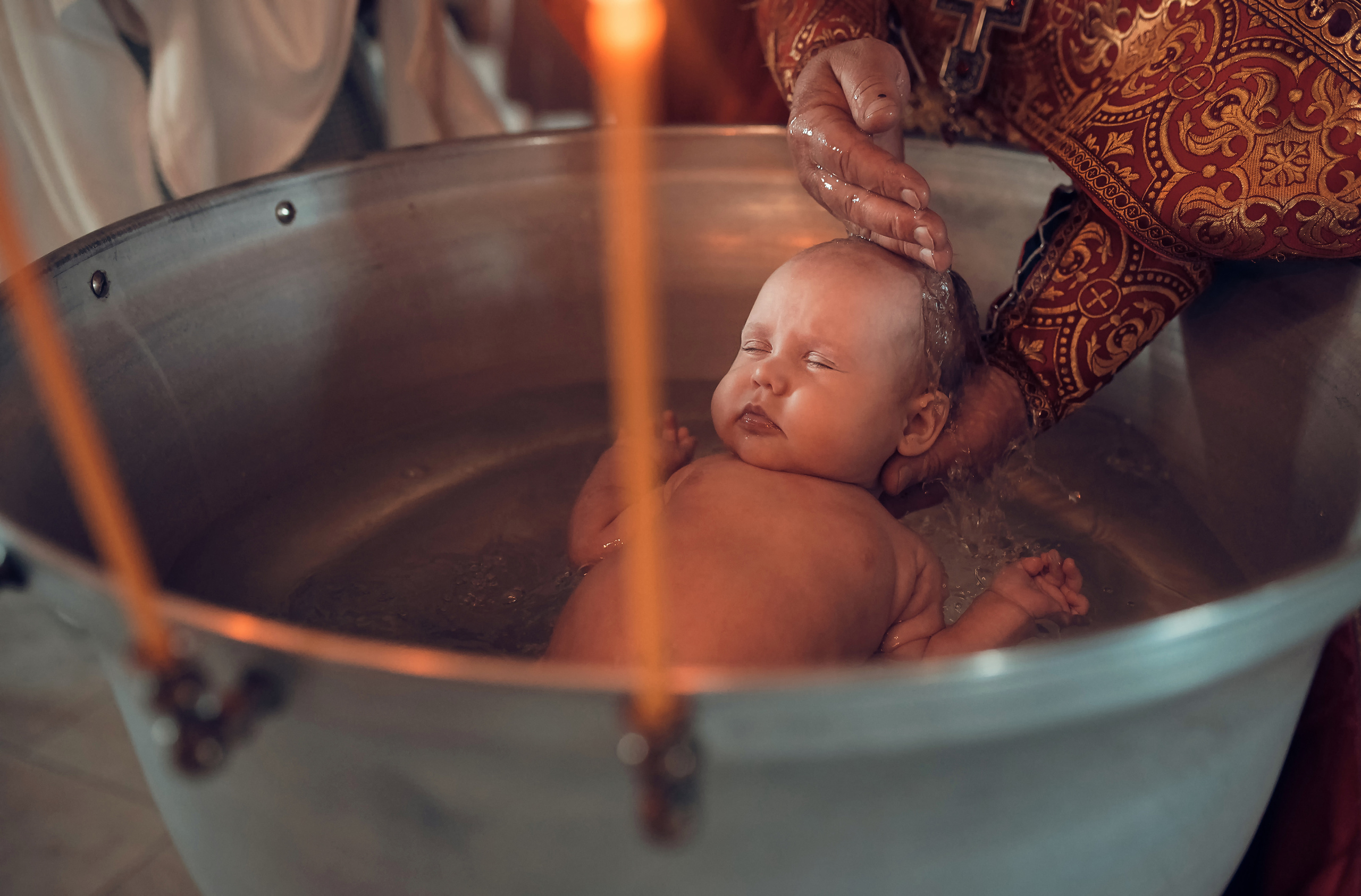 Таинство Крещения в Храме в честь святителя Николая Чудотворца г. Рыбное. Семейный фотограф Олеся Батурина Рязань
