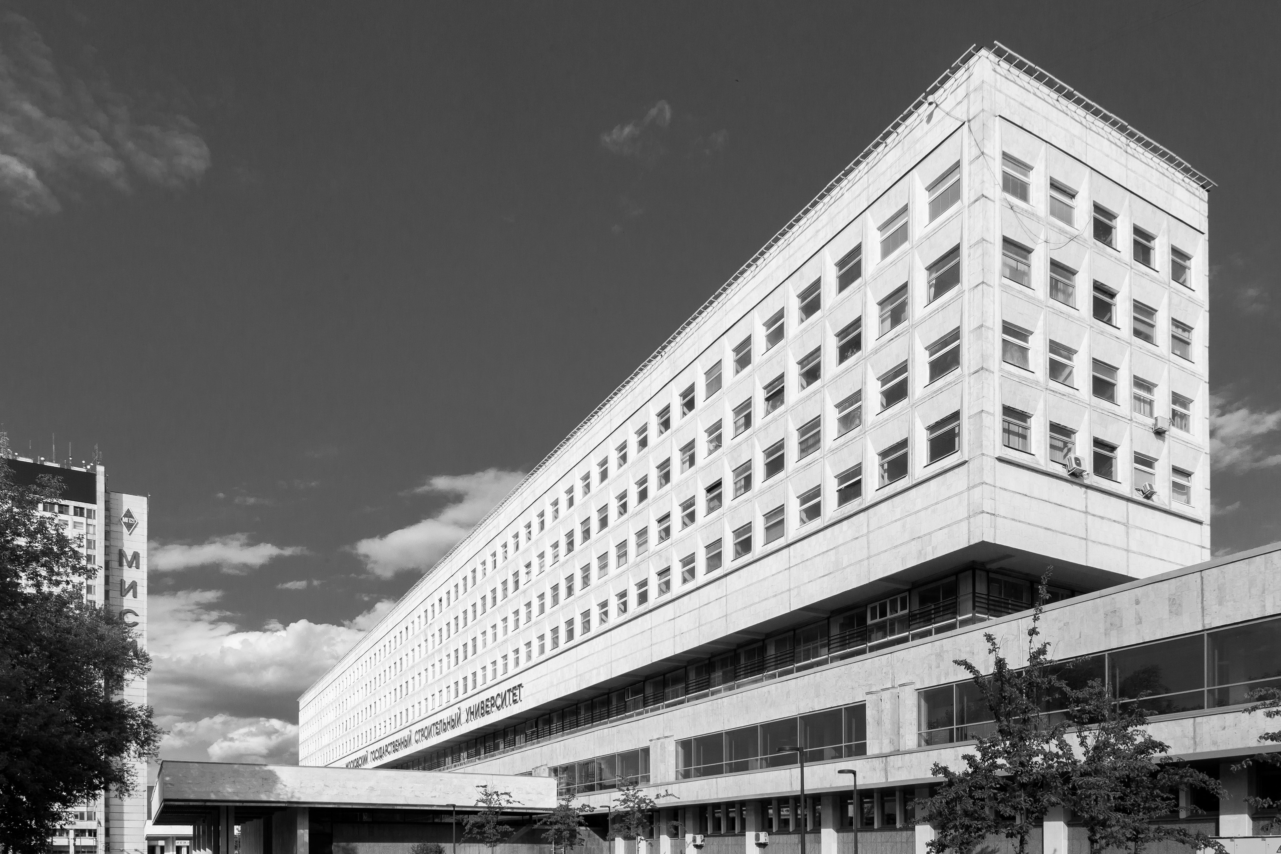 Здание Московского Государственного Строительного Университета (МГСУ/М. Проект фотографа Александра Высокина — «Фотоархитектоника»