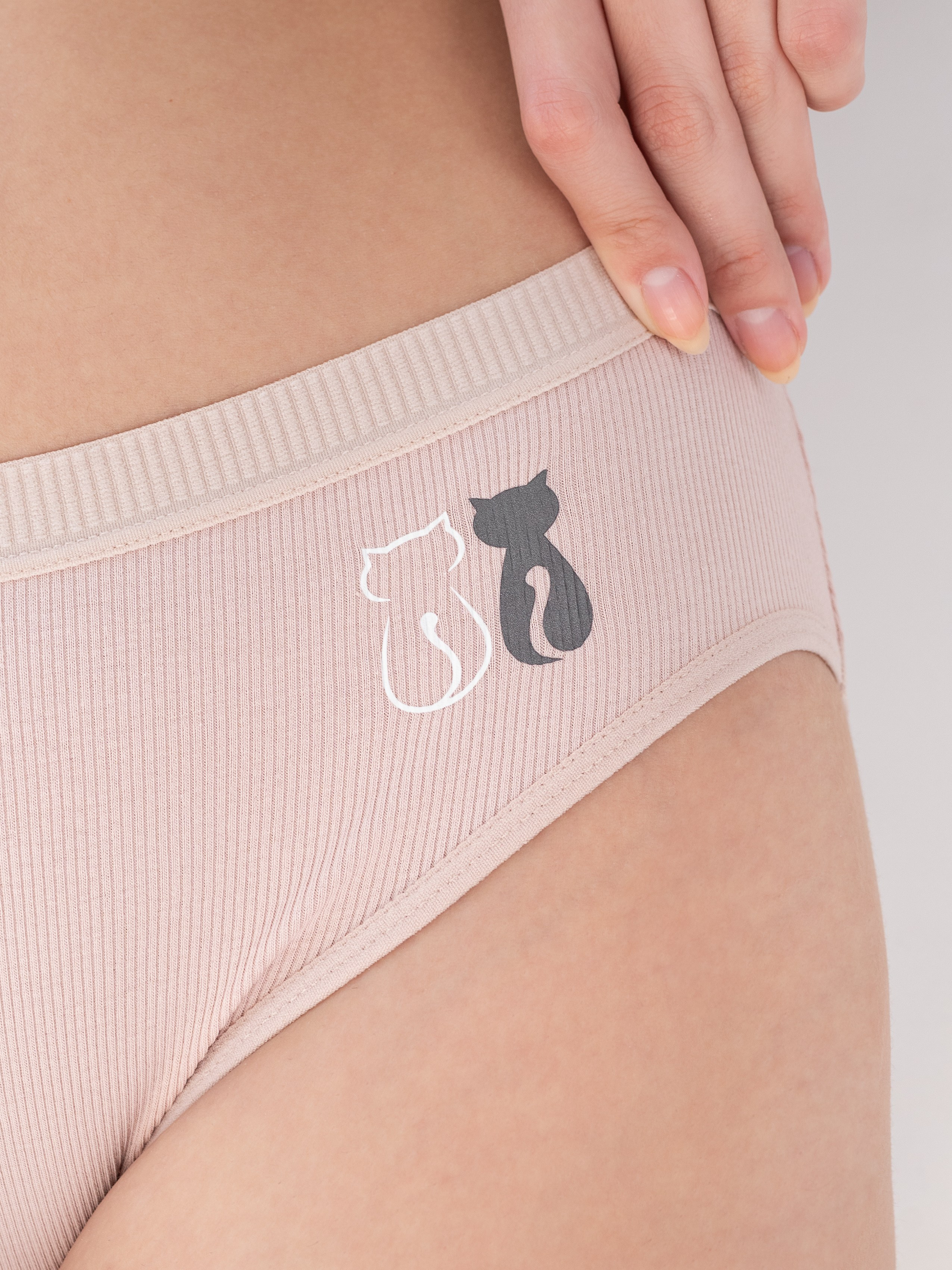 Женское нижнее белье серия 1. Предметный фотограф, фото для маркетплейсов Пятигорск, КМВ