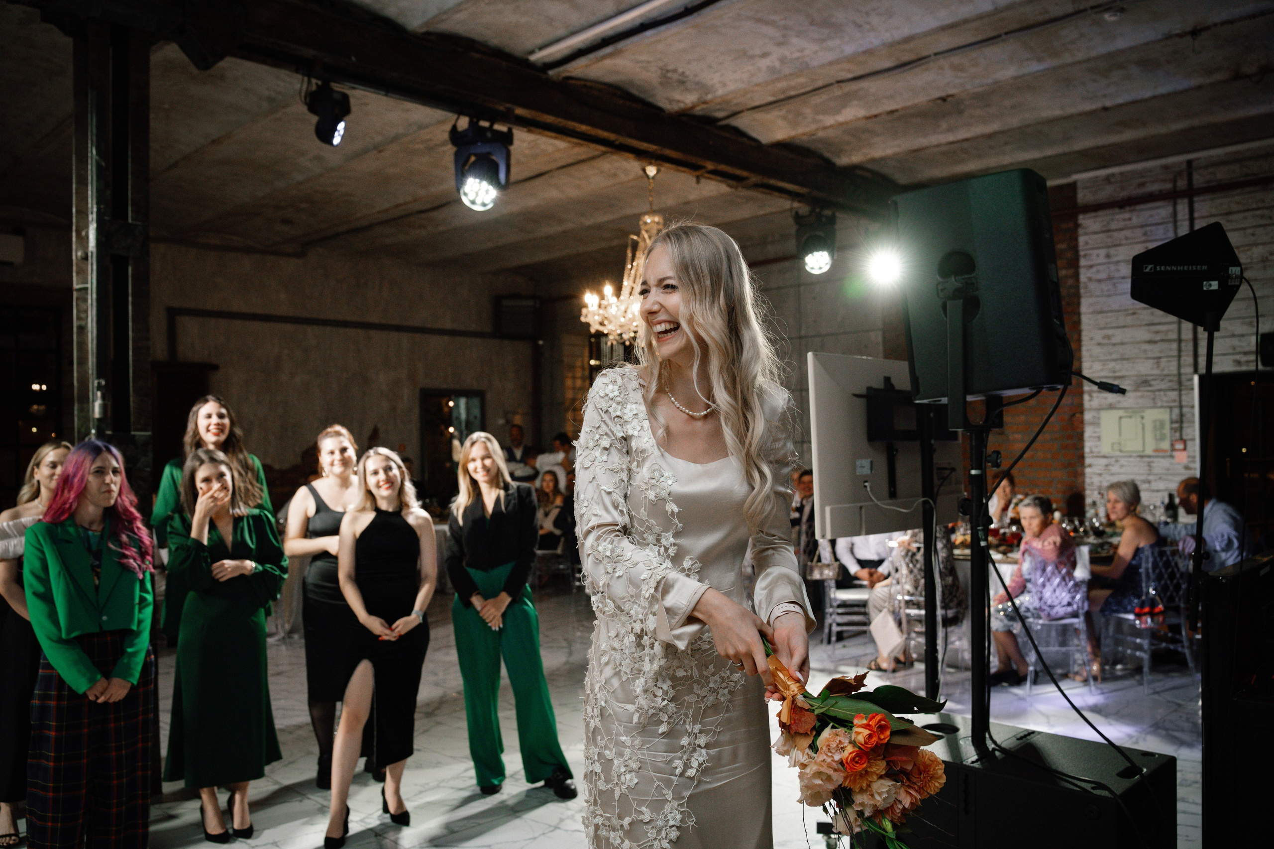 Свадебная фотосессия Loft Holl