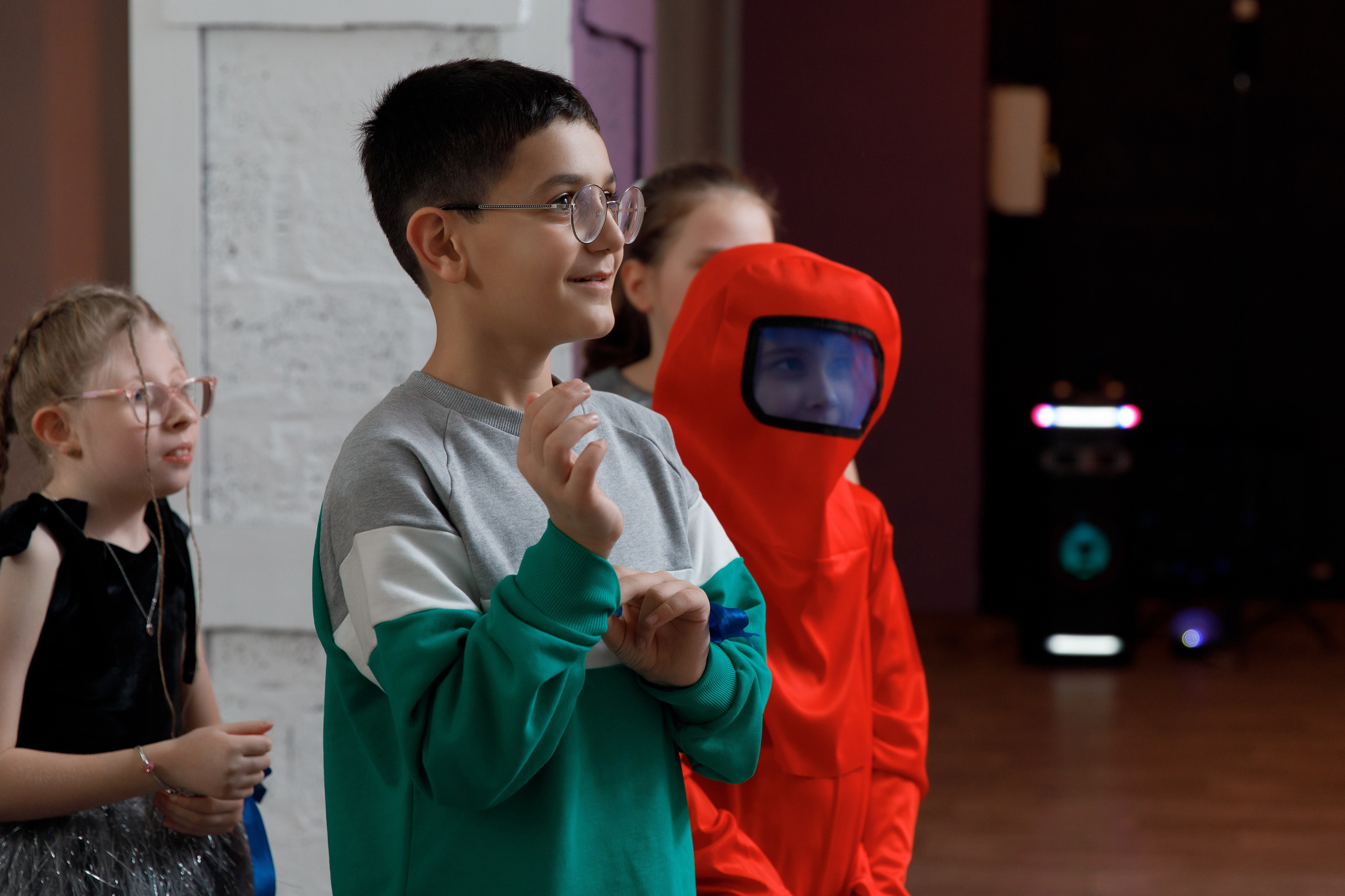 Школа «Кристалл» | Новогодняя программа. Свадебный, семейный и школьный фотограф в Сызрани Максим Баталов