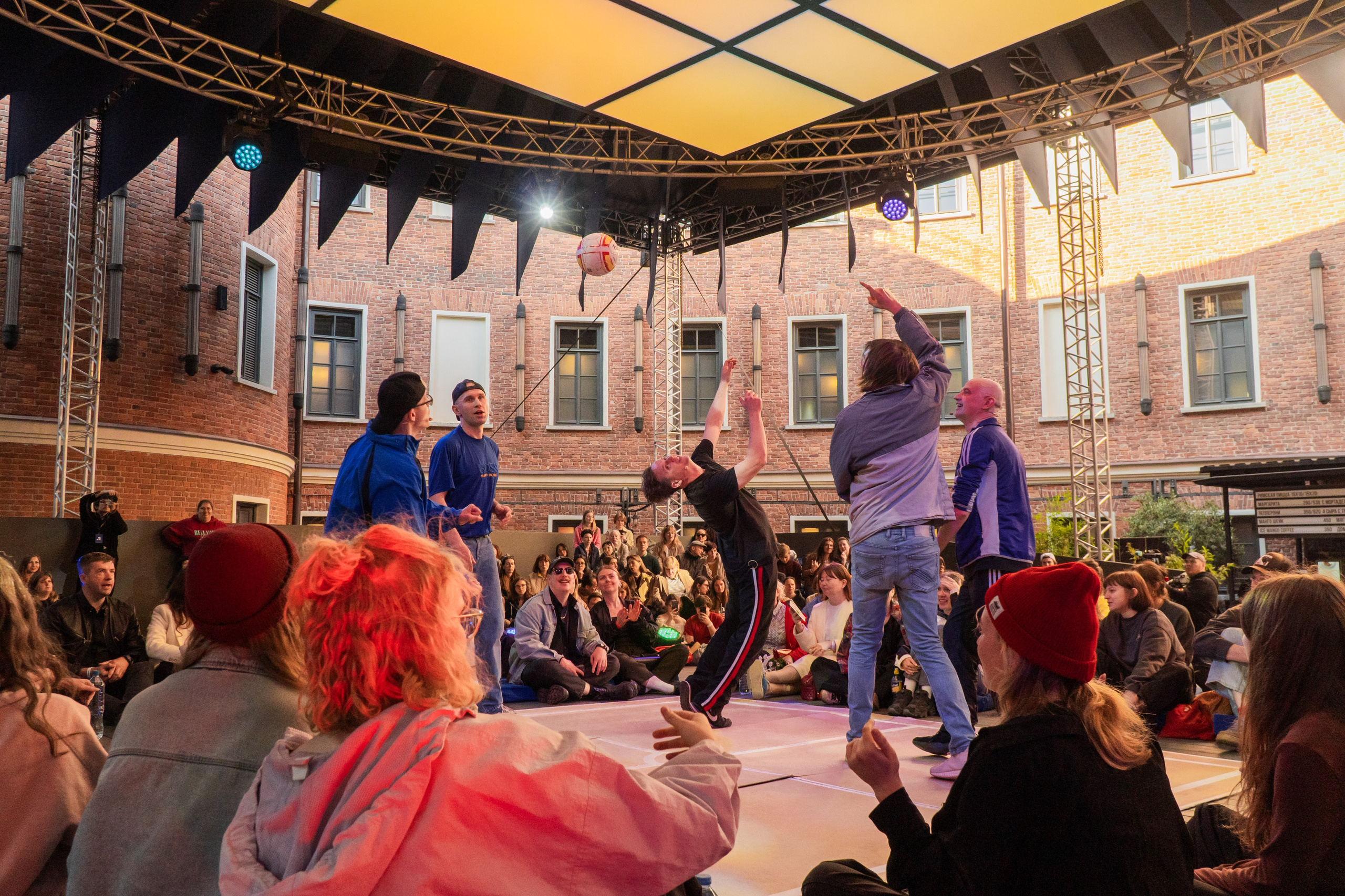 Квадрат: badtheatre. Фотограф в Санкт-Петербурге Авдотья Благовещенская