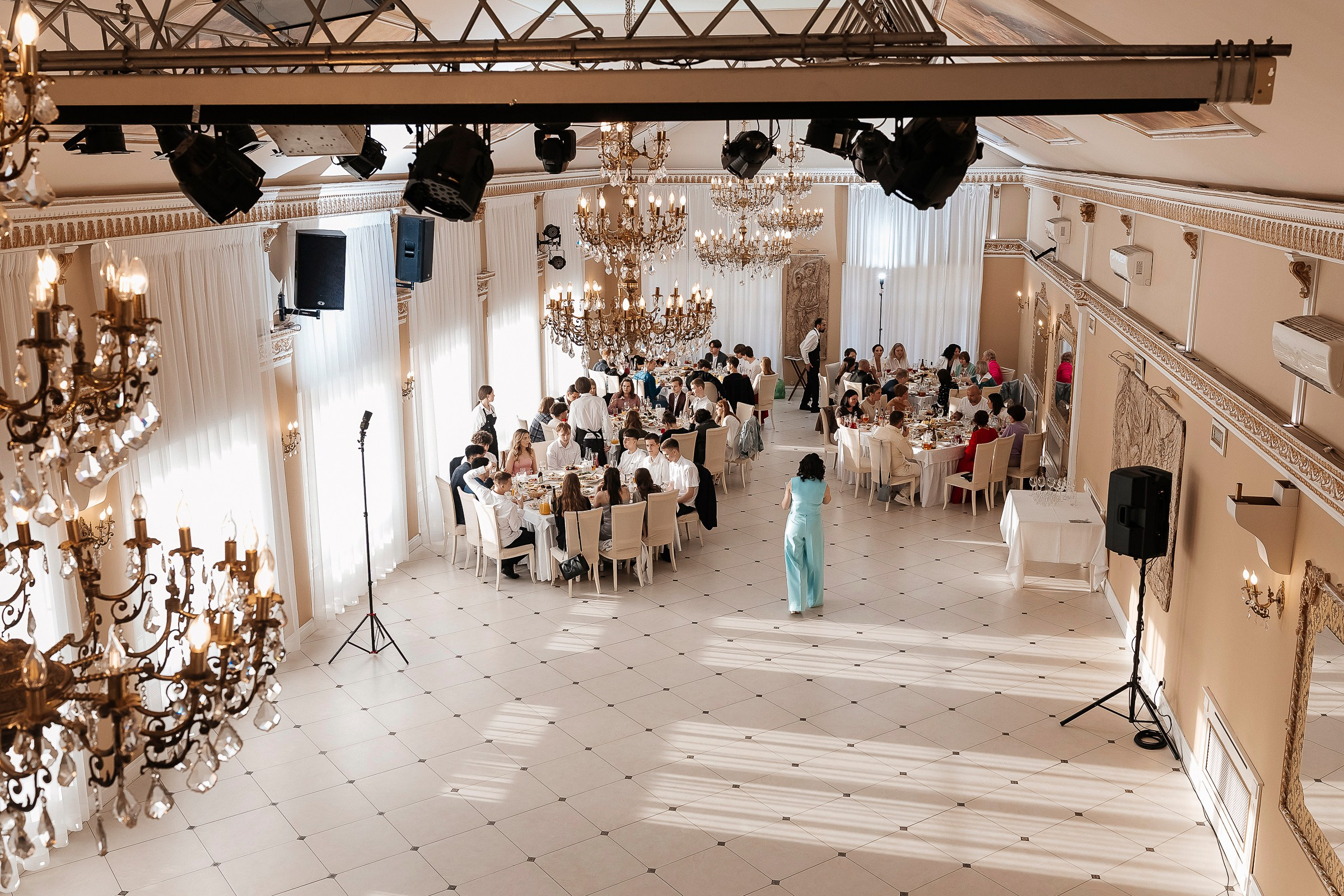 Выпускной СОШ № 15 Электросталь. Семейный и свадебный фотограф в Москве Леванова Александра