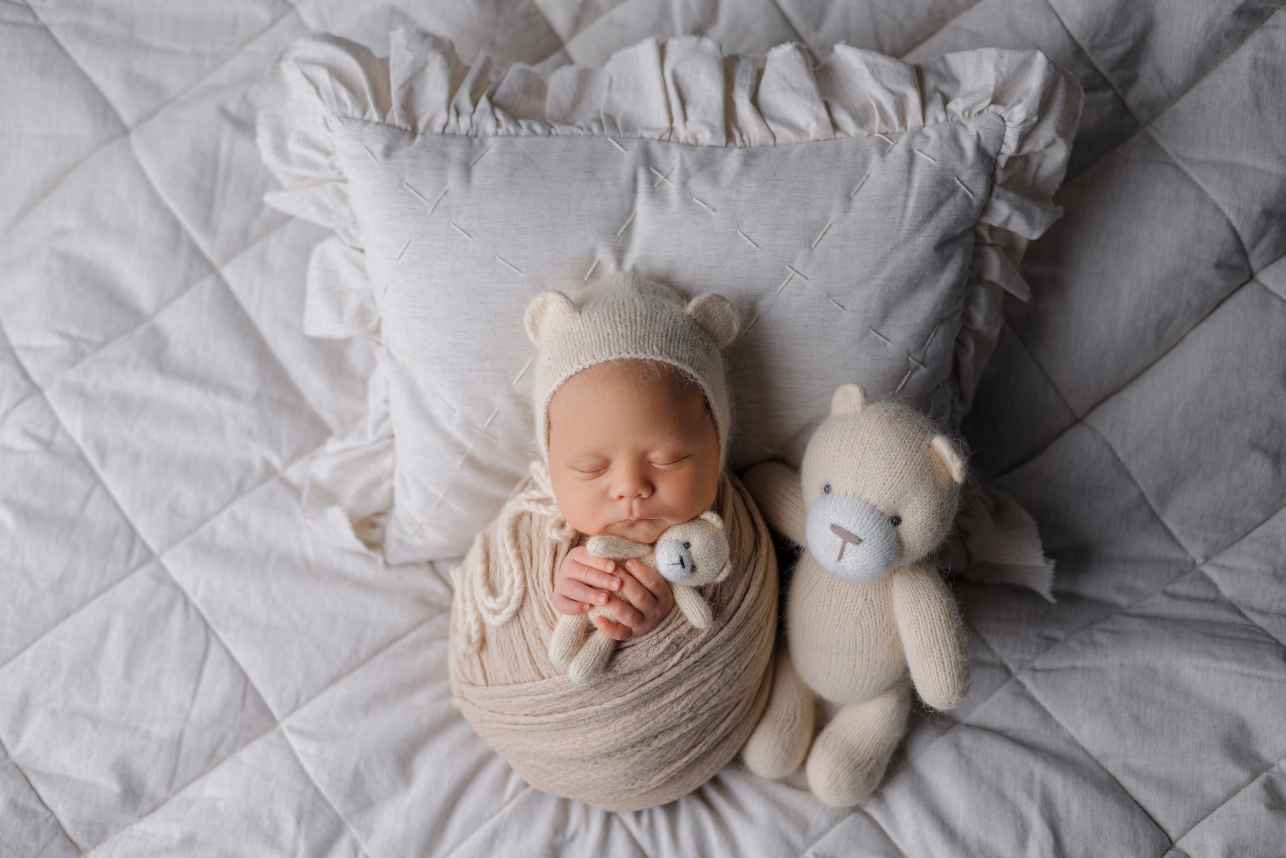 Артем. Евгения Горбунова фотограф новорожденных в Новом Уренгое