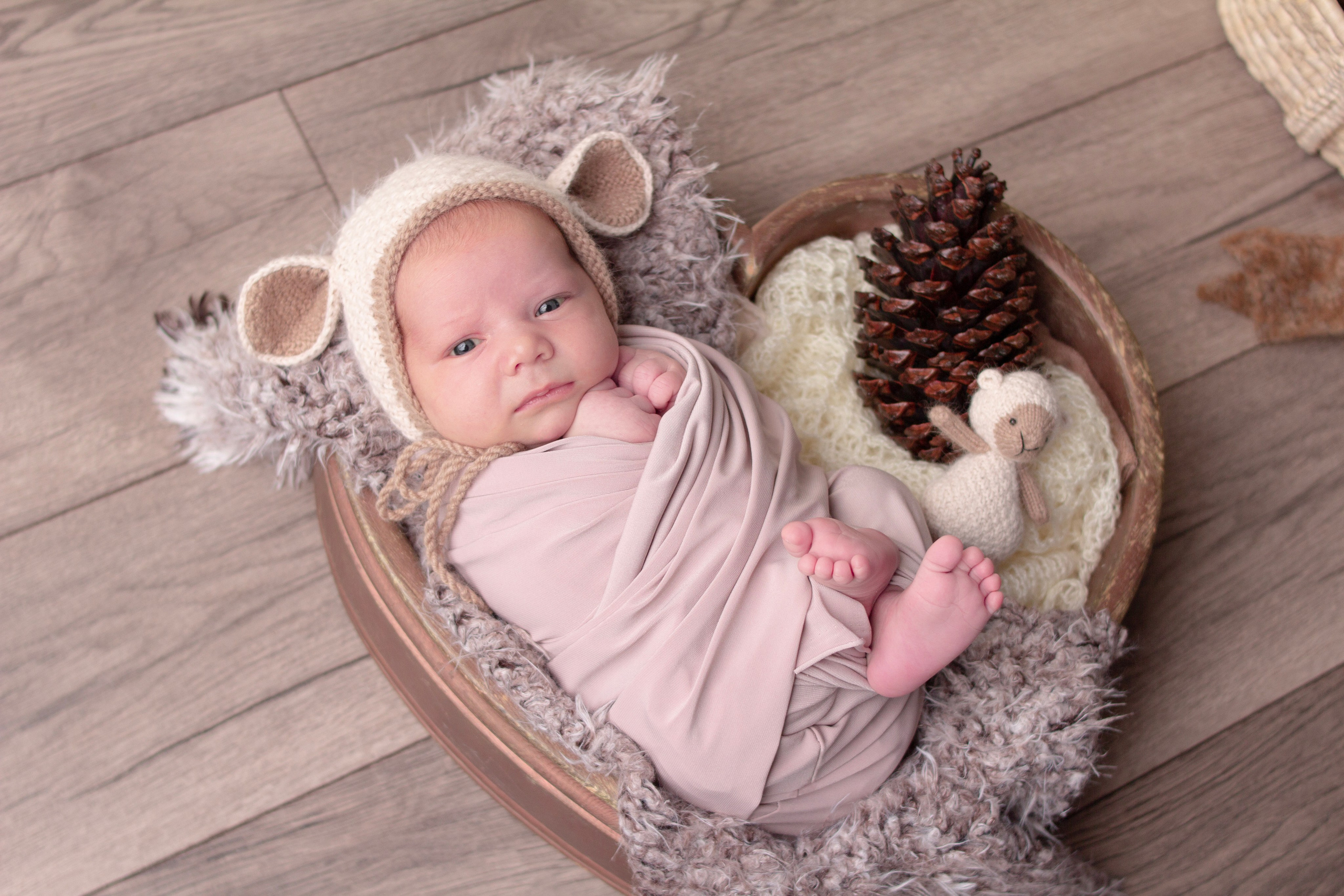 Образы в вязаных костюмчиках. Первый кадр | newborn фотограф | Всеволожск