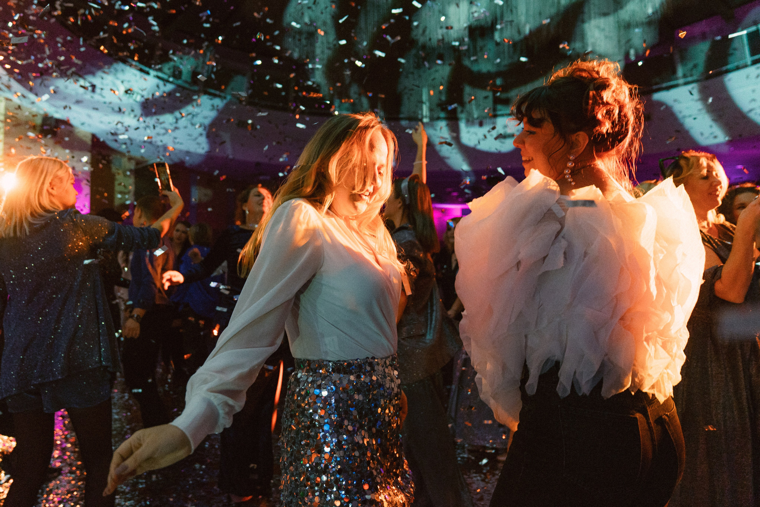 Корпоративная съёмка для компании SUPERWAVE