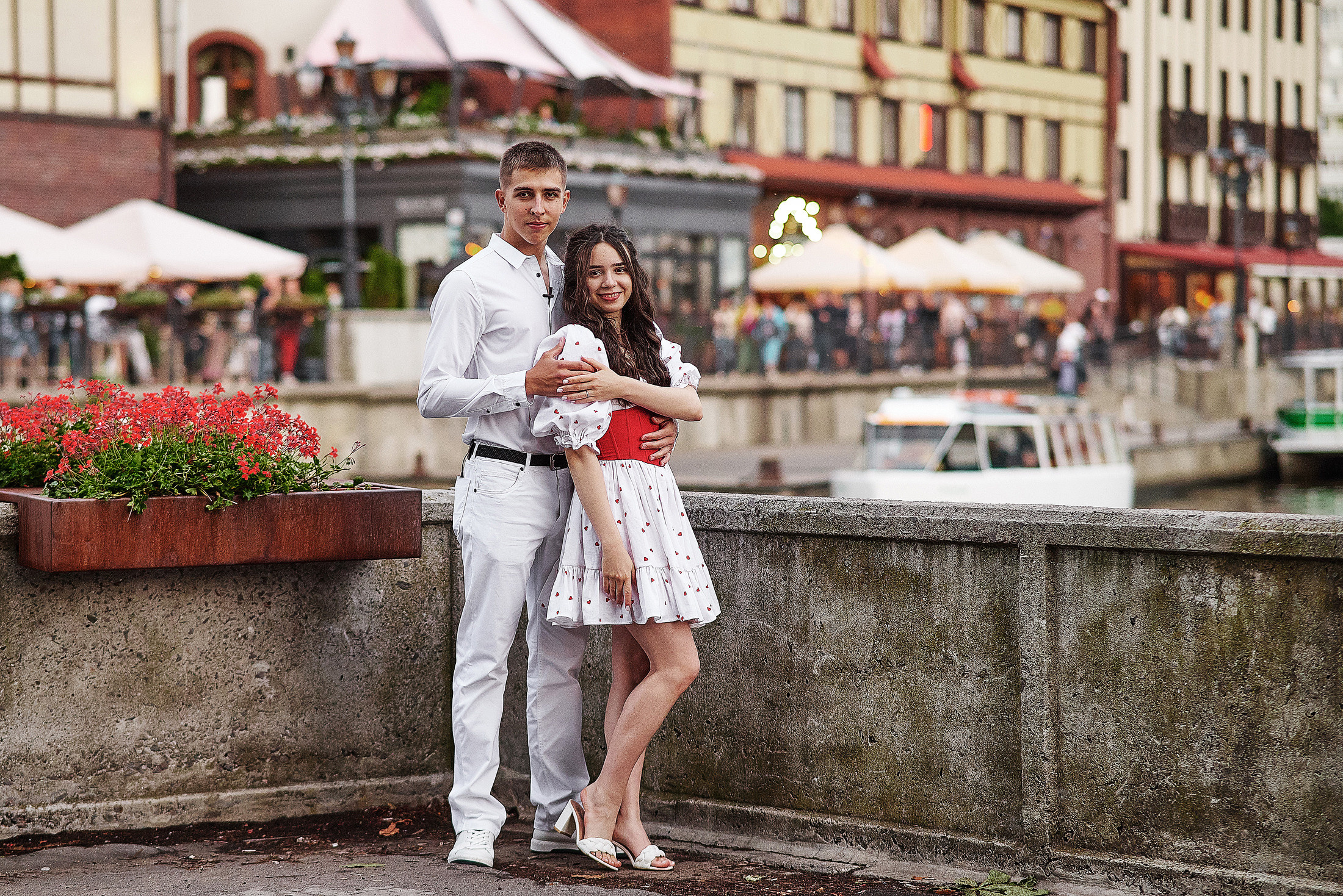 Съемка предложения руки и сердца в Калининграде. Фотосъемка и видеосъемка в Калининграде Liveemotion.pro