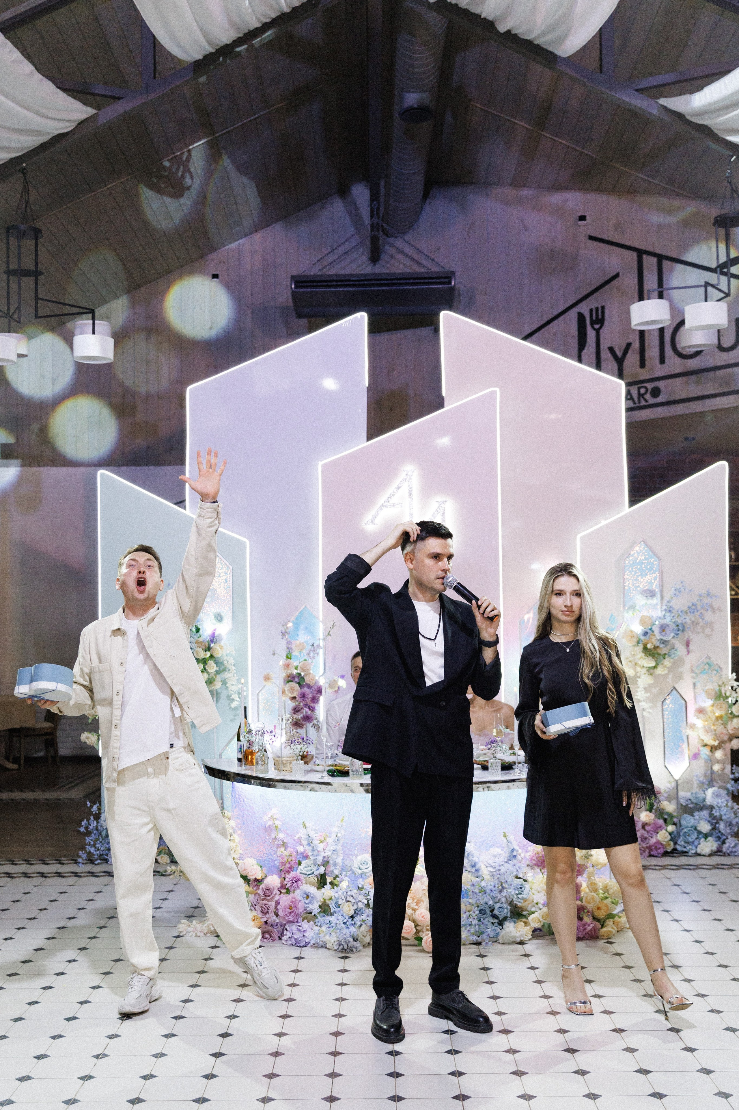 Сказка в июне. Свадьба Андрея и Инессы. Свадебный фотограф Бакрымова Валентина