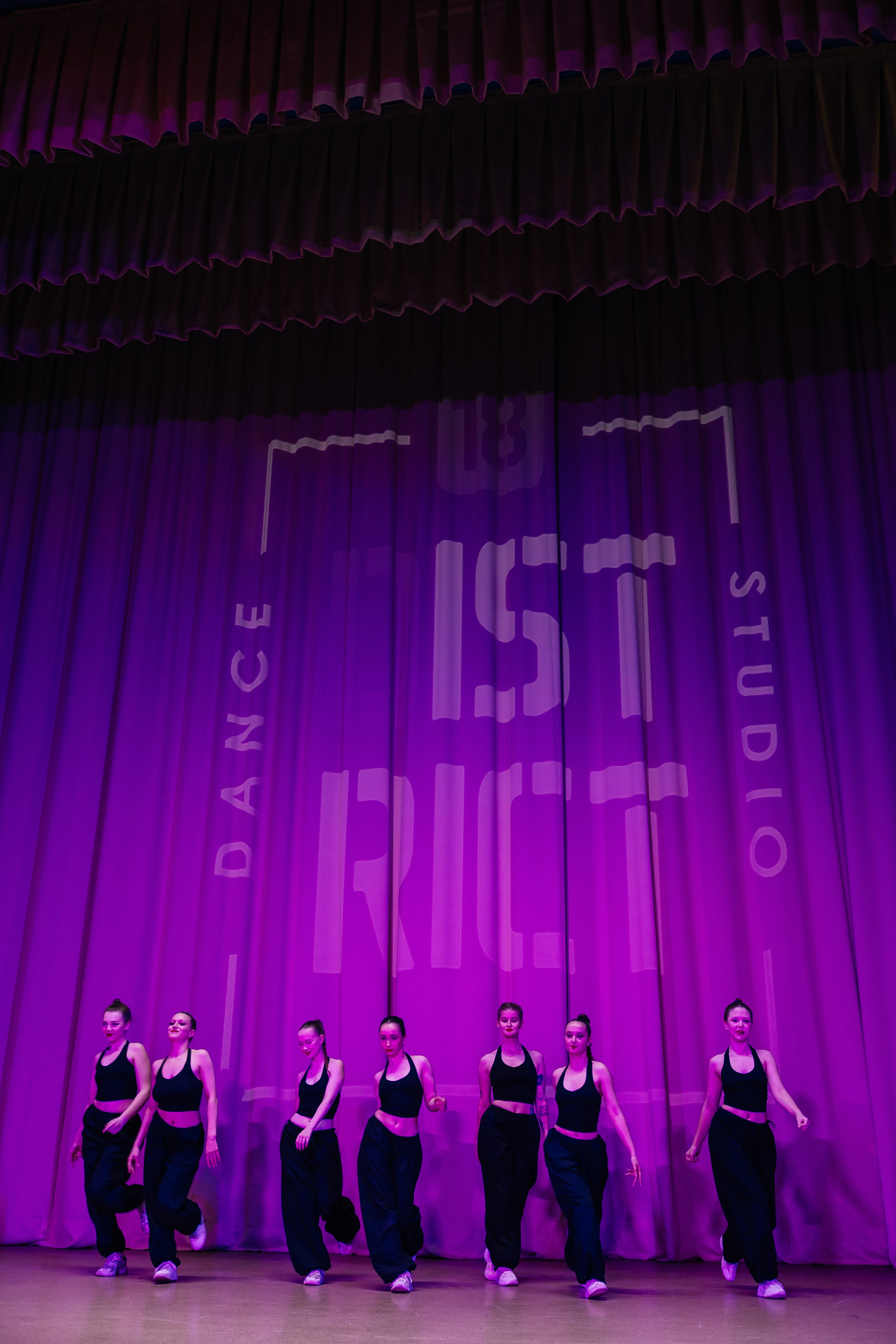 Дистрикт. Отчетный концерт. Свадебный и Семейный фотограф г. Ижевск Гульназ Солдатова. Гульназ фото