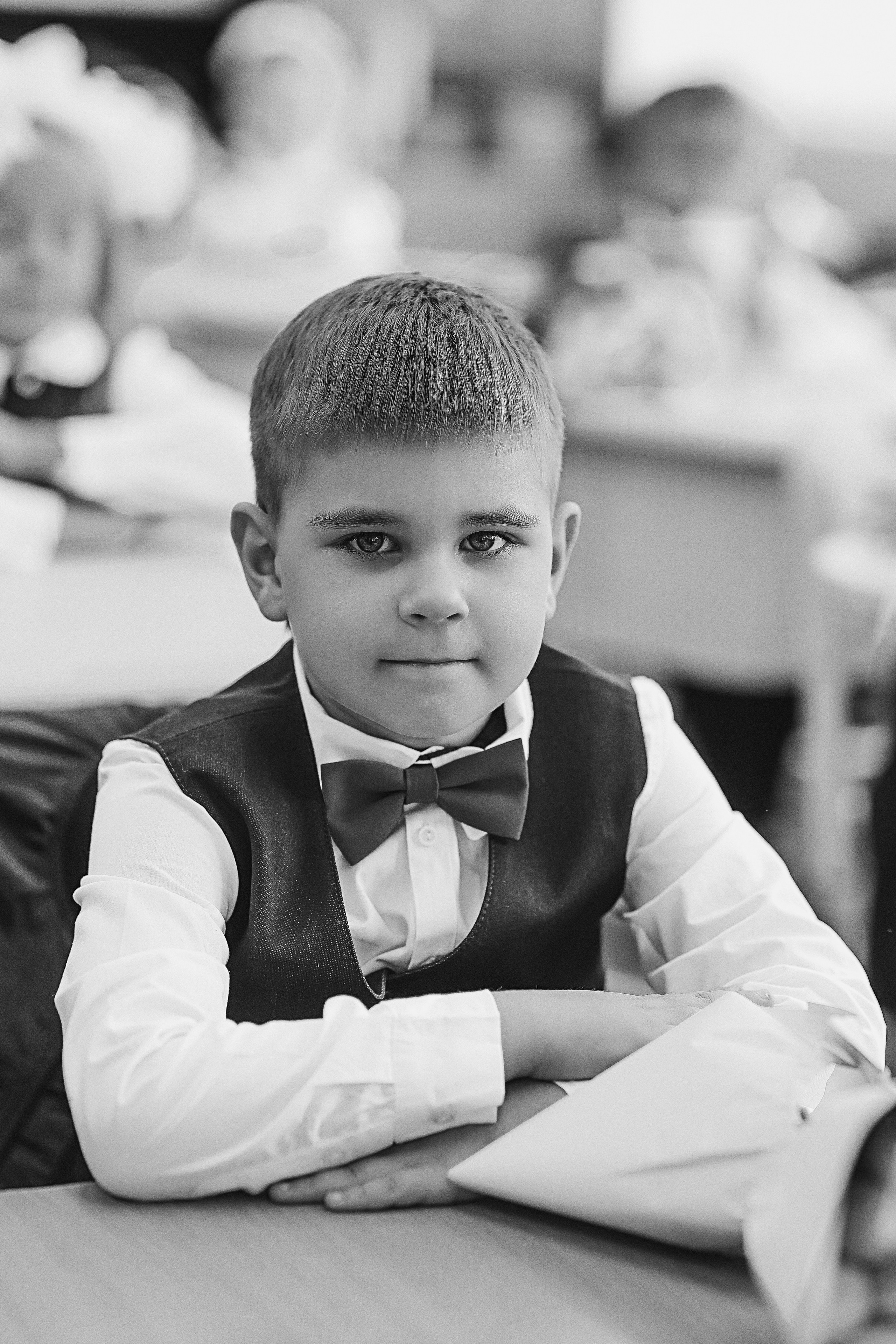 1 сентября линейка+кл час+портреты. Семейный фотограф Тюмень, фотограф на роды Салмина Мария