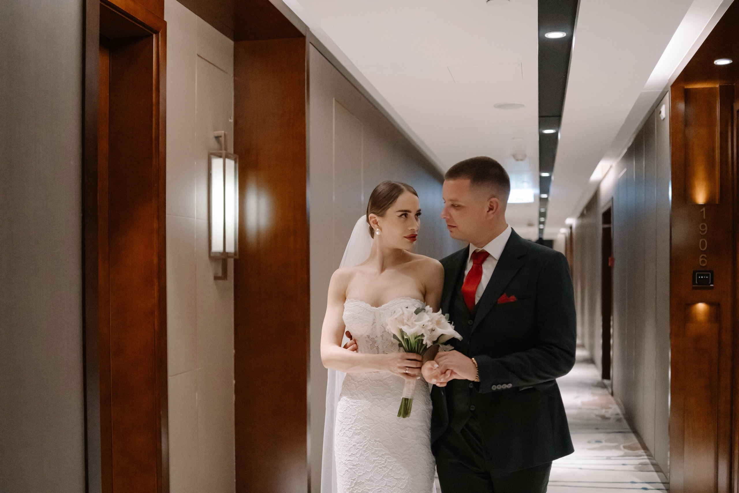 Свадебная фотосессия в Soluxe hotel Moscow. Свадебный и семейный фотограф в Москве Светлана Зоткина