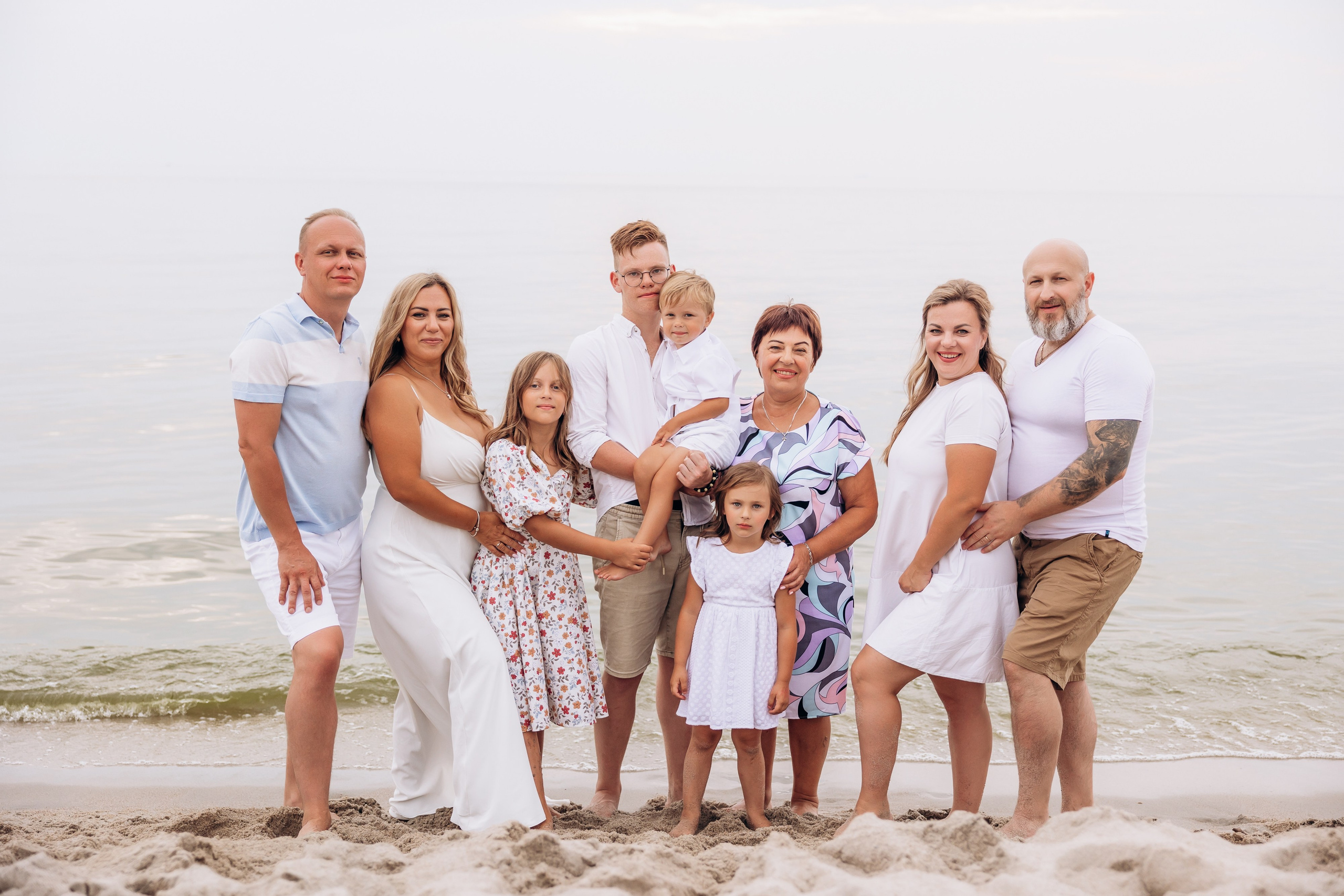 Большая семья Мечниково (Балтийск) море лето. Фотограф в Калининграде свадебная фотография, репортажная, фотосессии