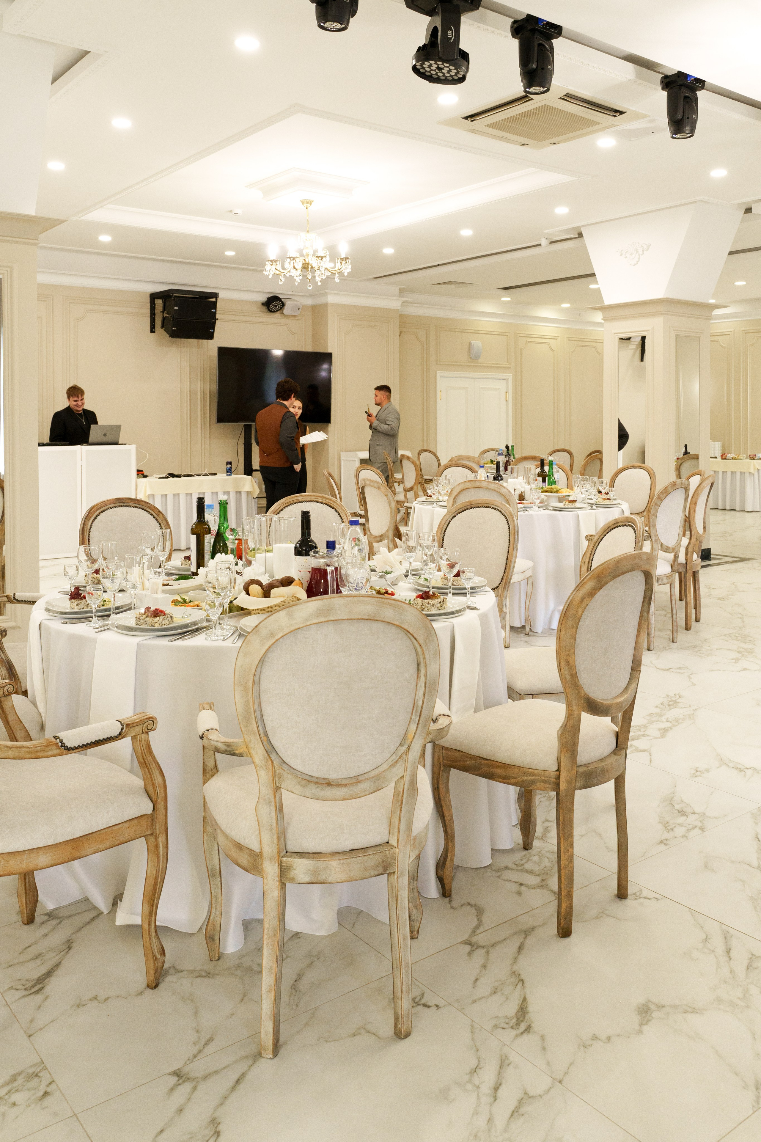 Банкетные залы. Иван Упоров — фотограф, рилсмейкер чебоксары