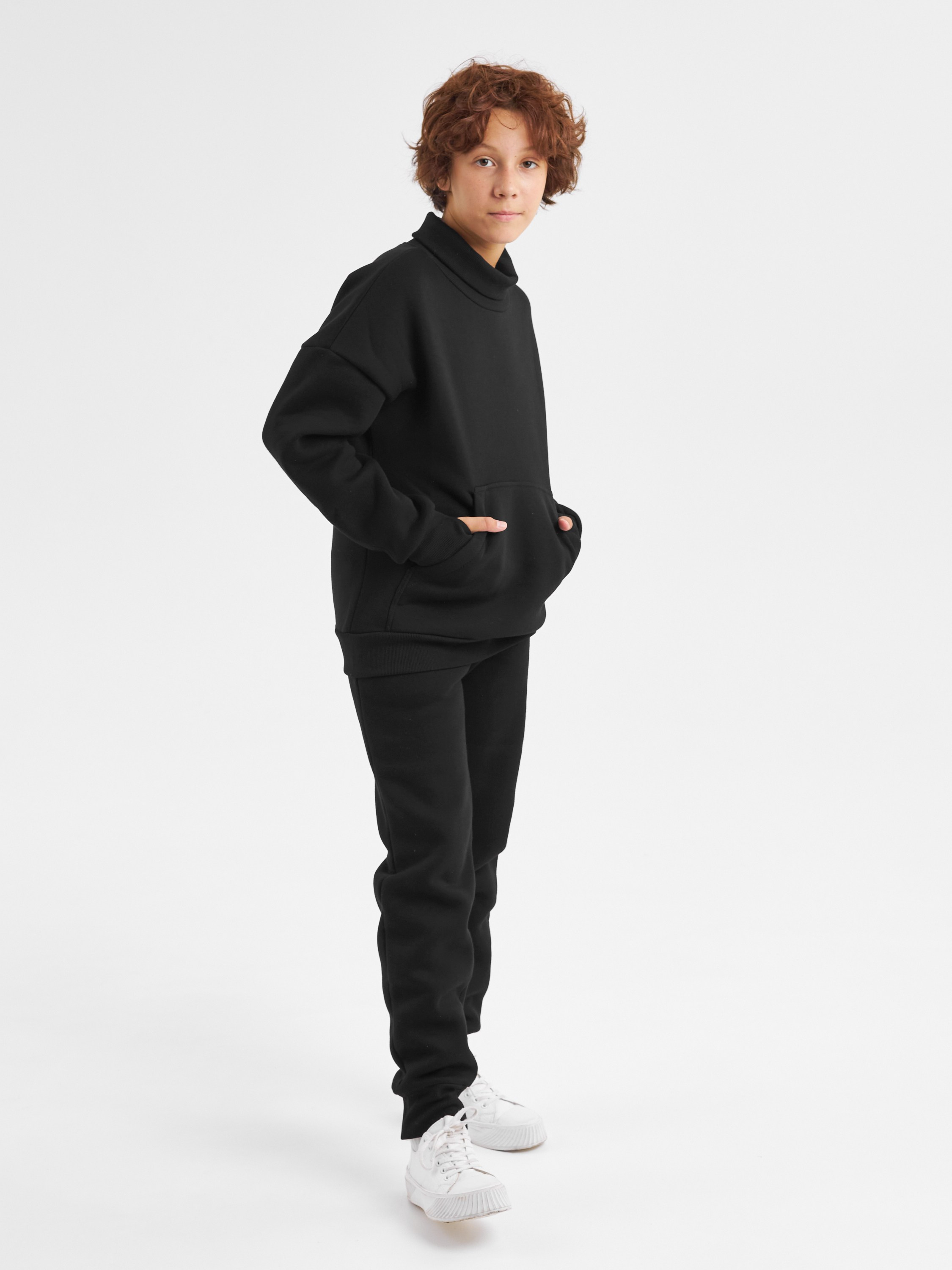 Фотосъемка детских теплых костюмов Екатеринбург Wildberries ВБ Ozon Озон фотосессия детей Екб заказать цена фотосъемка товара WB флис дети. Фотограф Екатеринбург Анастасия Жерновская | Маркетплейсы и нейрофото