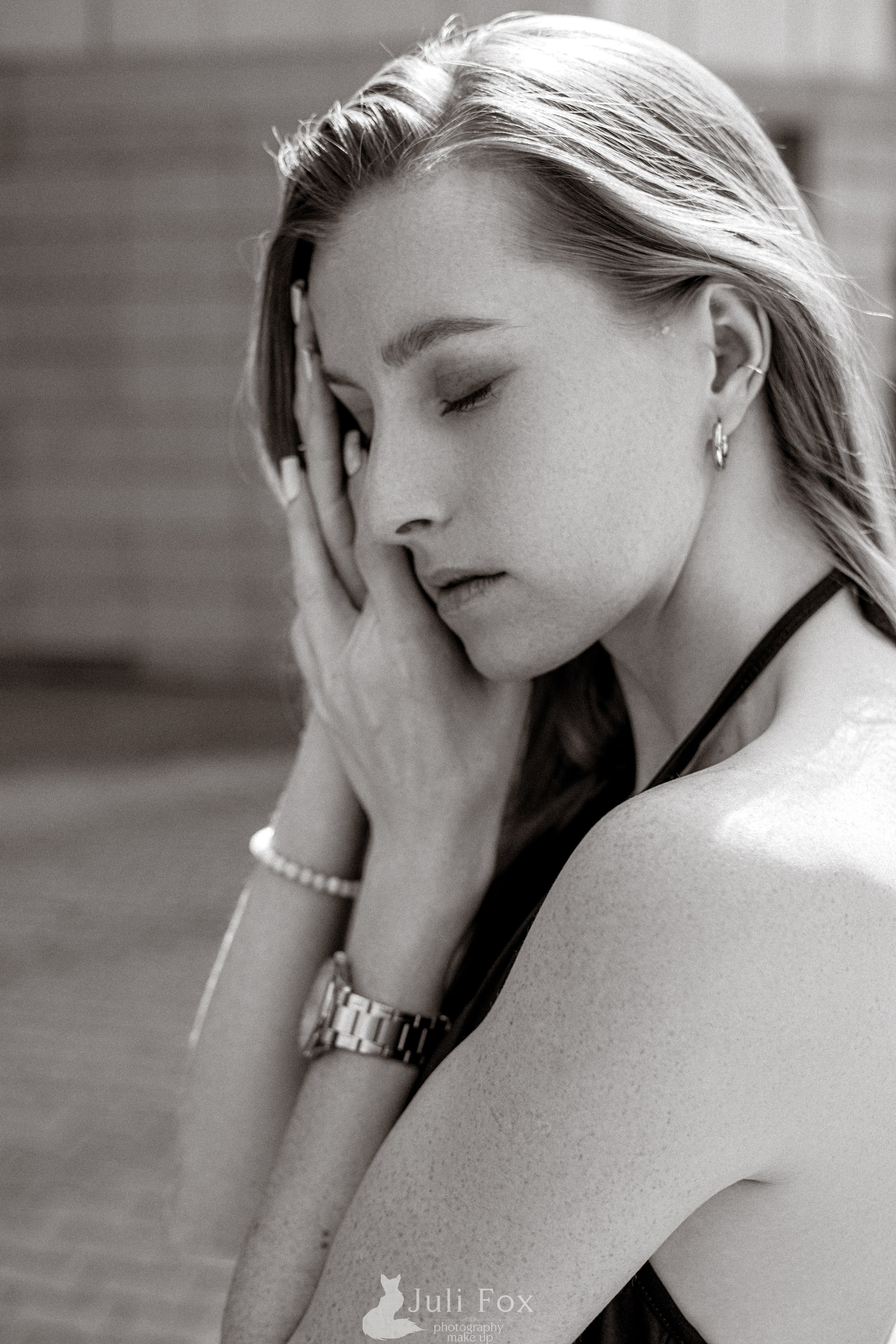 Фотопрогулка по Владивостоку. Портретный, свадебный, репортажный фотограф во Владивостоке Юлиана Джули Фокс