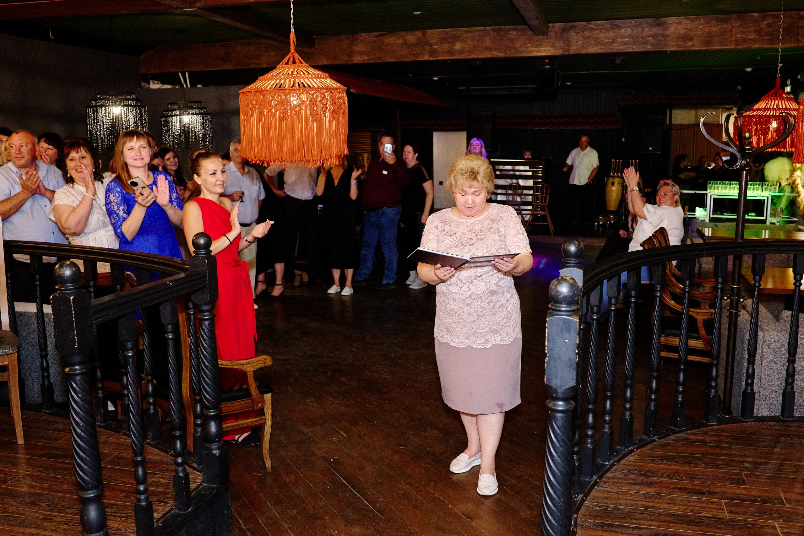 Выпускной 35 Сош. Фотограф Выпускные альбомы Таганрог Сергей Коробченко