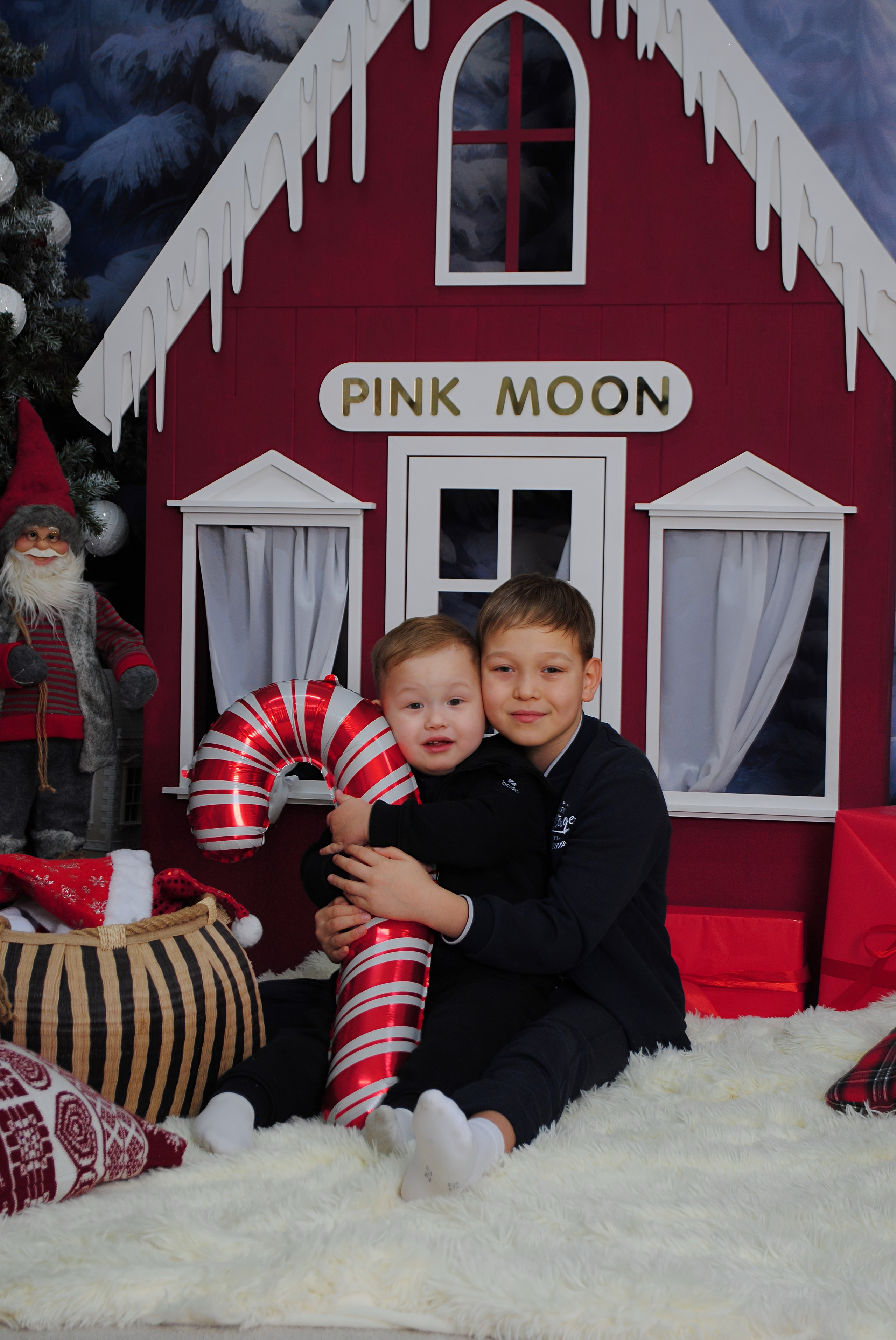 Юля и семья. Фотограф Мария Мусаелян