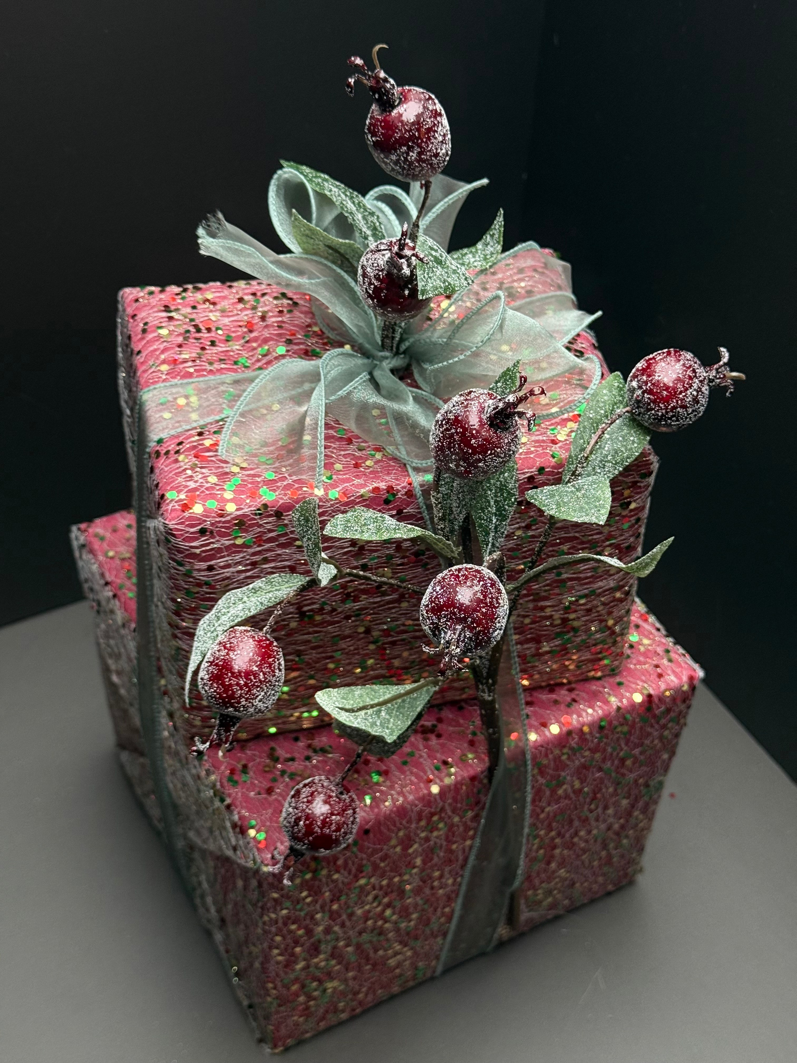 «Зимний гранат». Студия подарочных наборов «Владия»