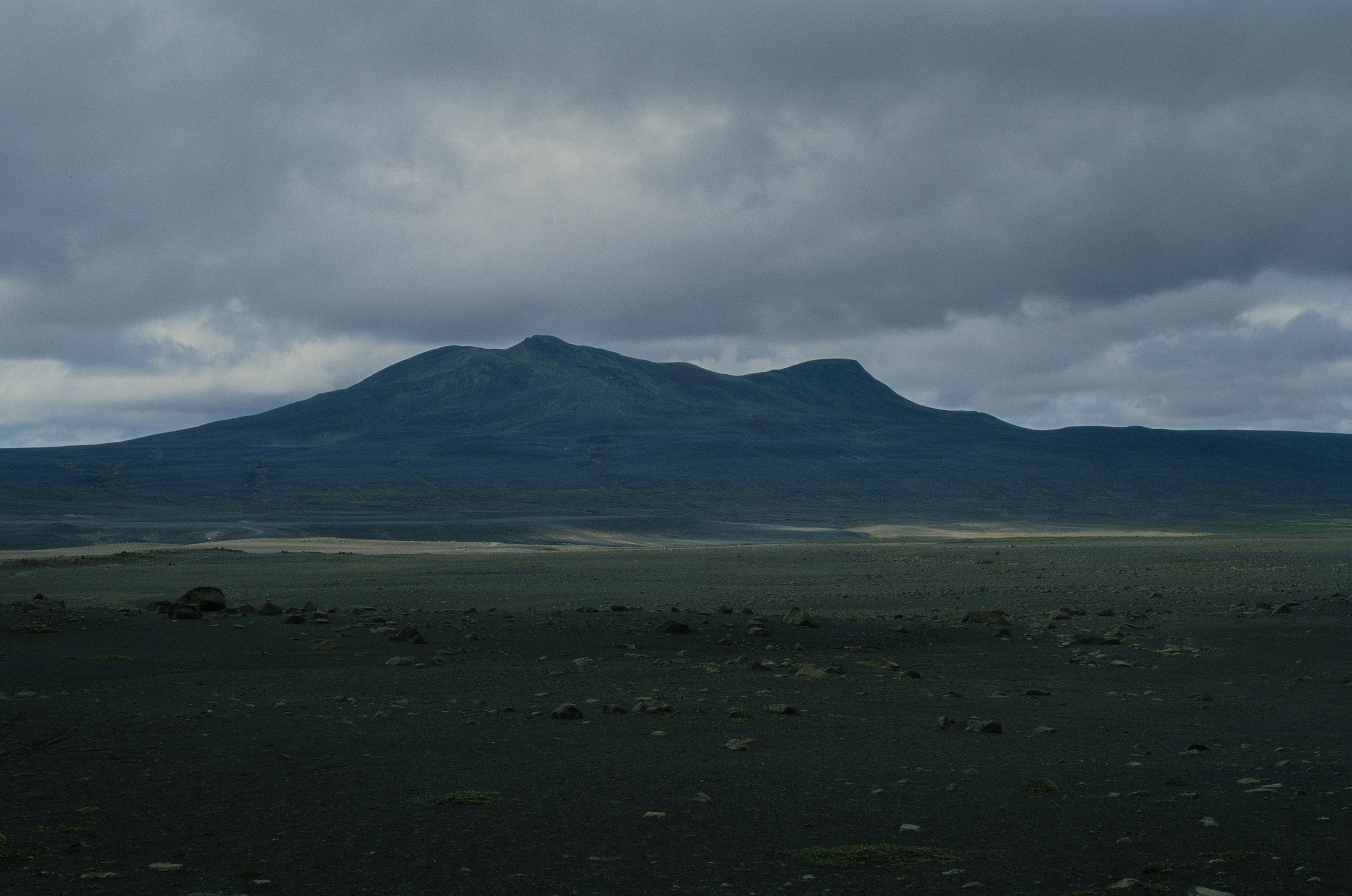 Bloodline // iceland, f907. EVER EXPOSED