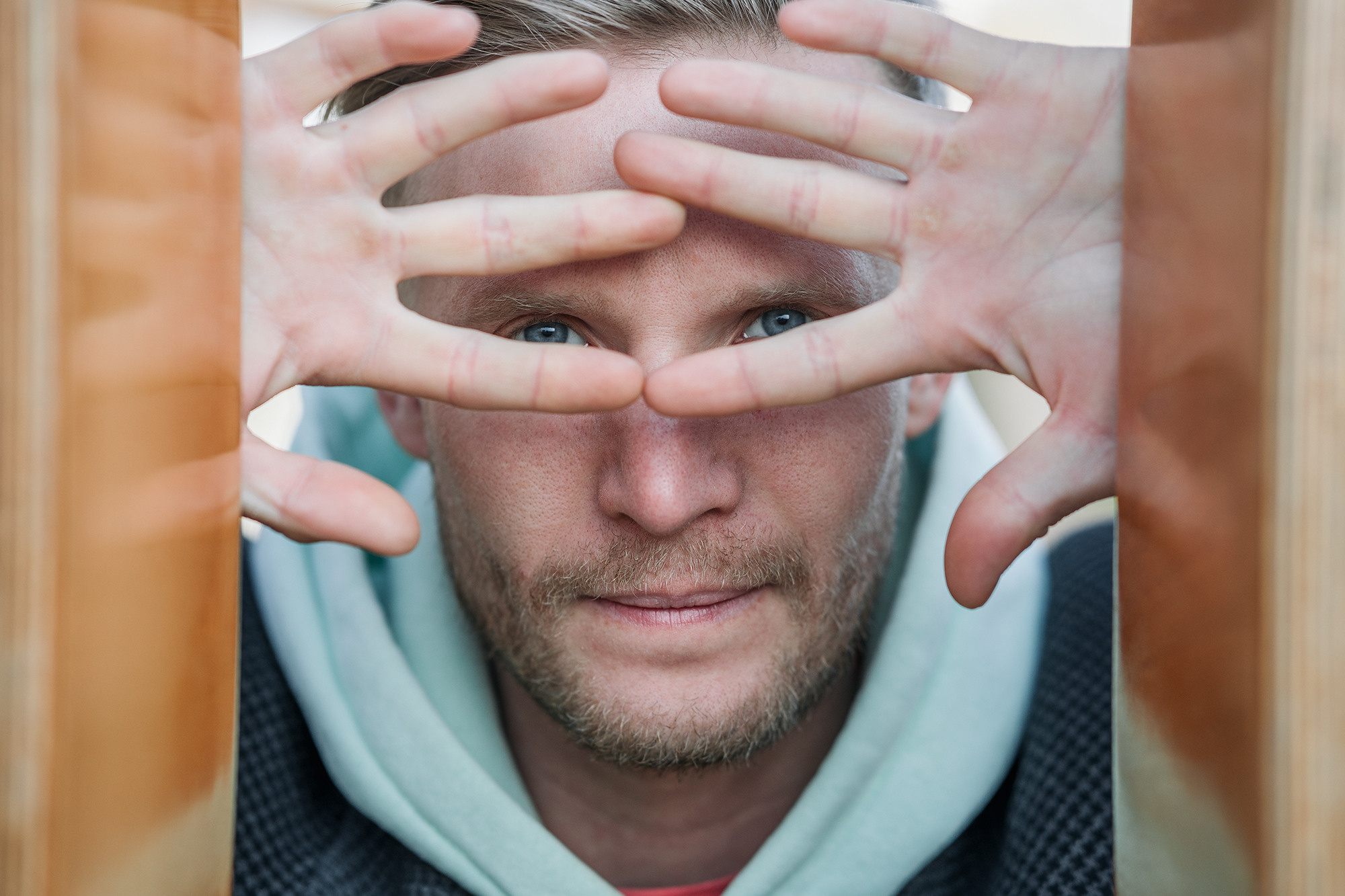 Прогулка по городу Каменск-Уральский, мужской портрет. Фотограф в городе Каменск-Уральский — Метелёв Андрей