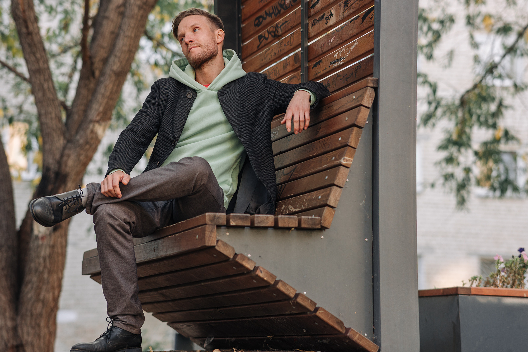 Прогулка по городу Каменск-Уральский, мужской портрет. Фотограф в городе Каменск-Уральский — Метелёв Андрей