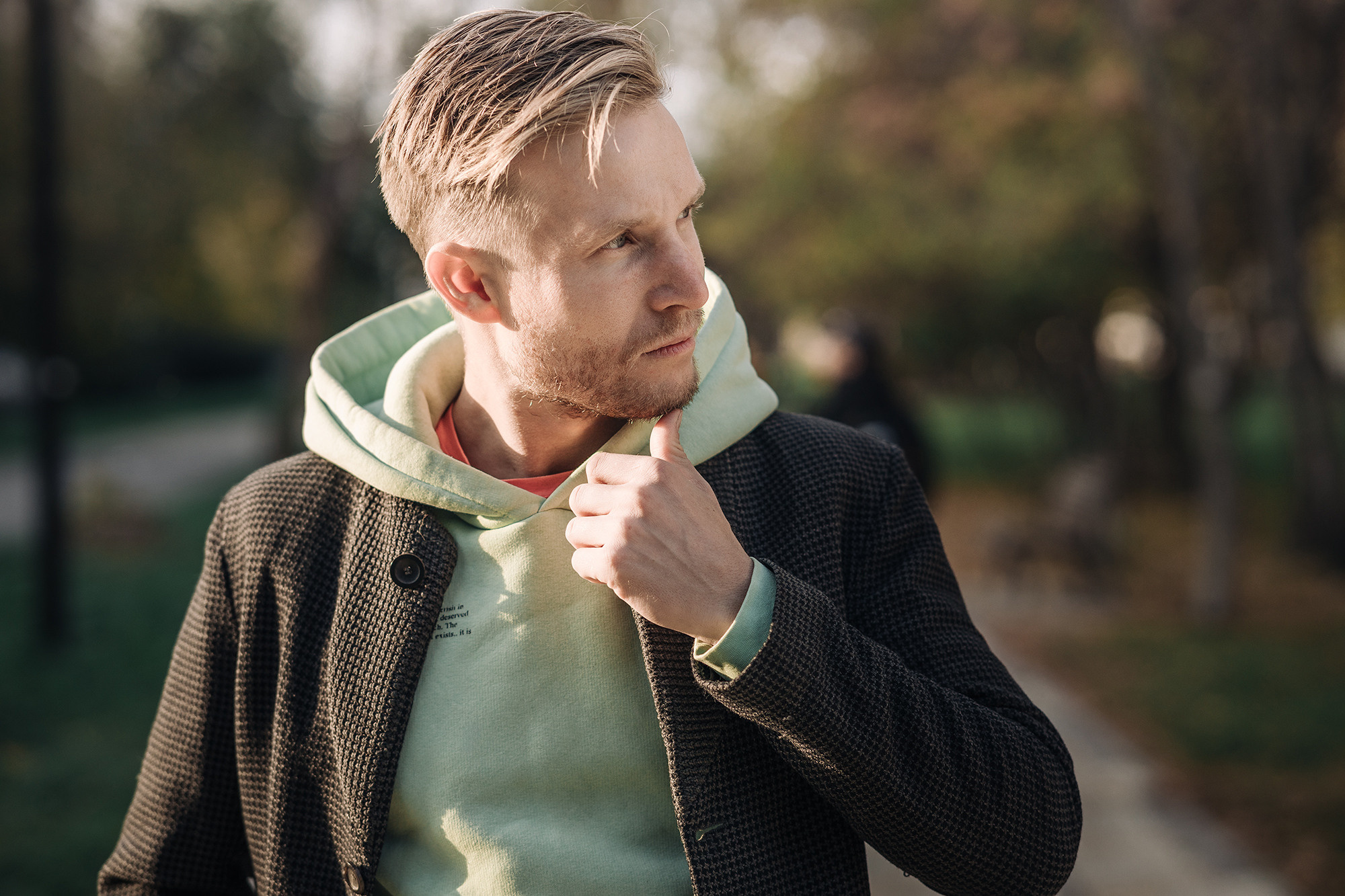 Прогулка по городу Каменск-Уральский, мужской портрет. Фотограф в городе Каменск-Уральский — Метелёв Андрей